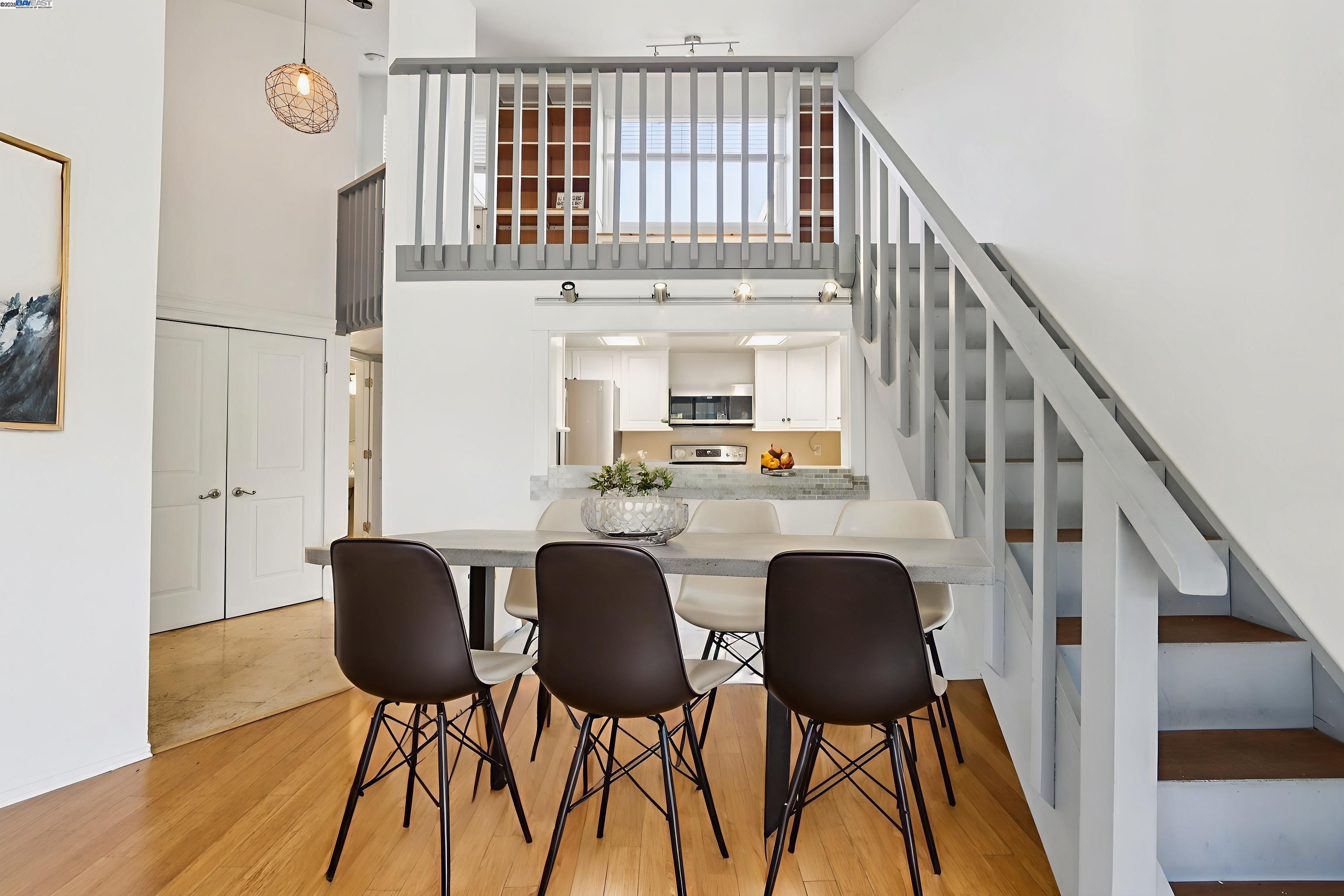 Detail Gallery Image 7 of 19 For 5400 Mountain Blvd #340,  Oakland,  CA 94619 - 2 Beds | 2 Baths