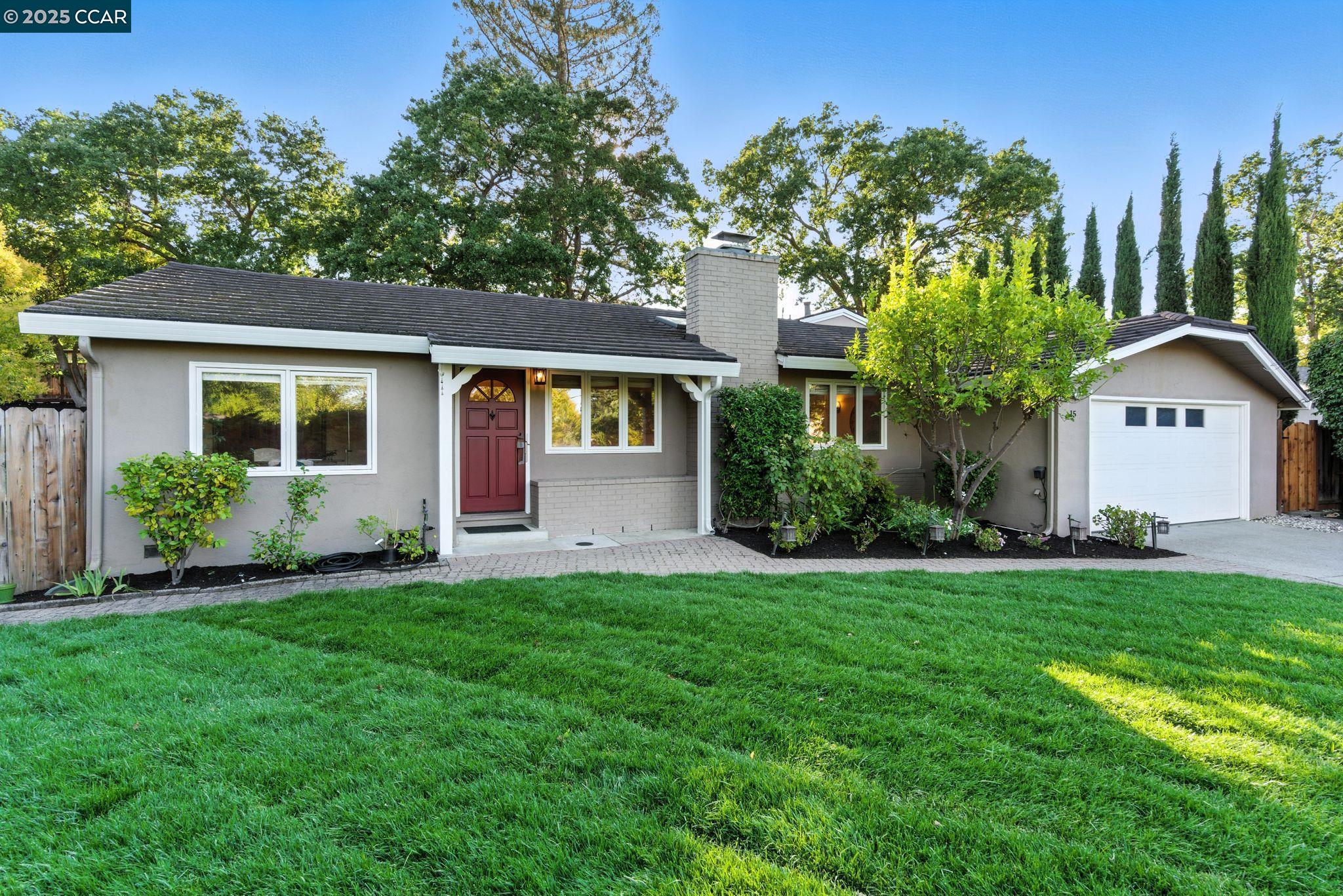 Detail Gallery Image 1 of 1 For 15 Ardmore Ct, Pleasant Hill,  CA 94523 - 4 Beds | 3 Baths