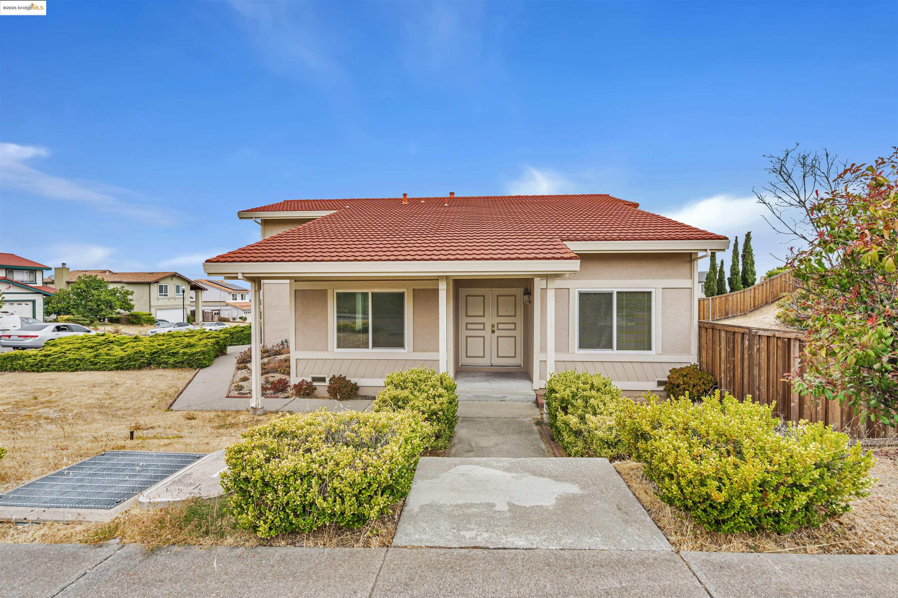 1861 Pheasant Dr