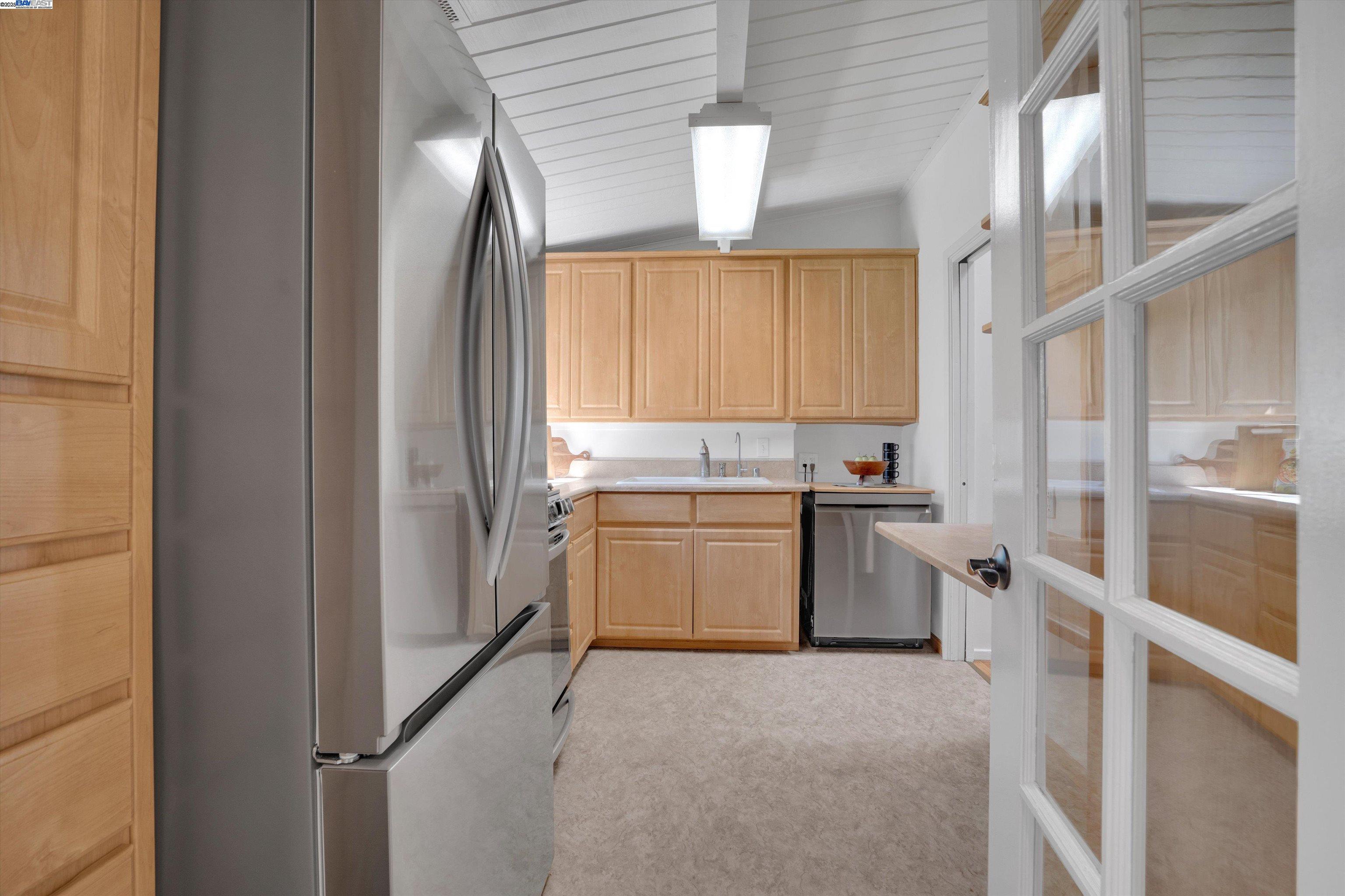 Detail Gallery Image 13 of 31 For 956 Tamarack Ave, San Jose,  CA 95128 - 2 Beds | 1 Baths