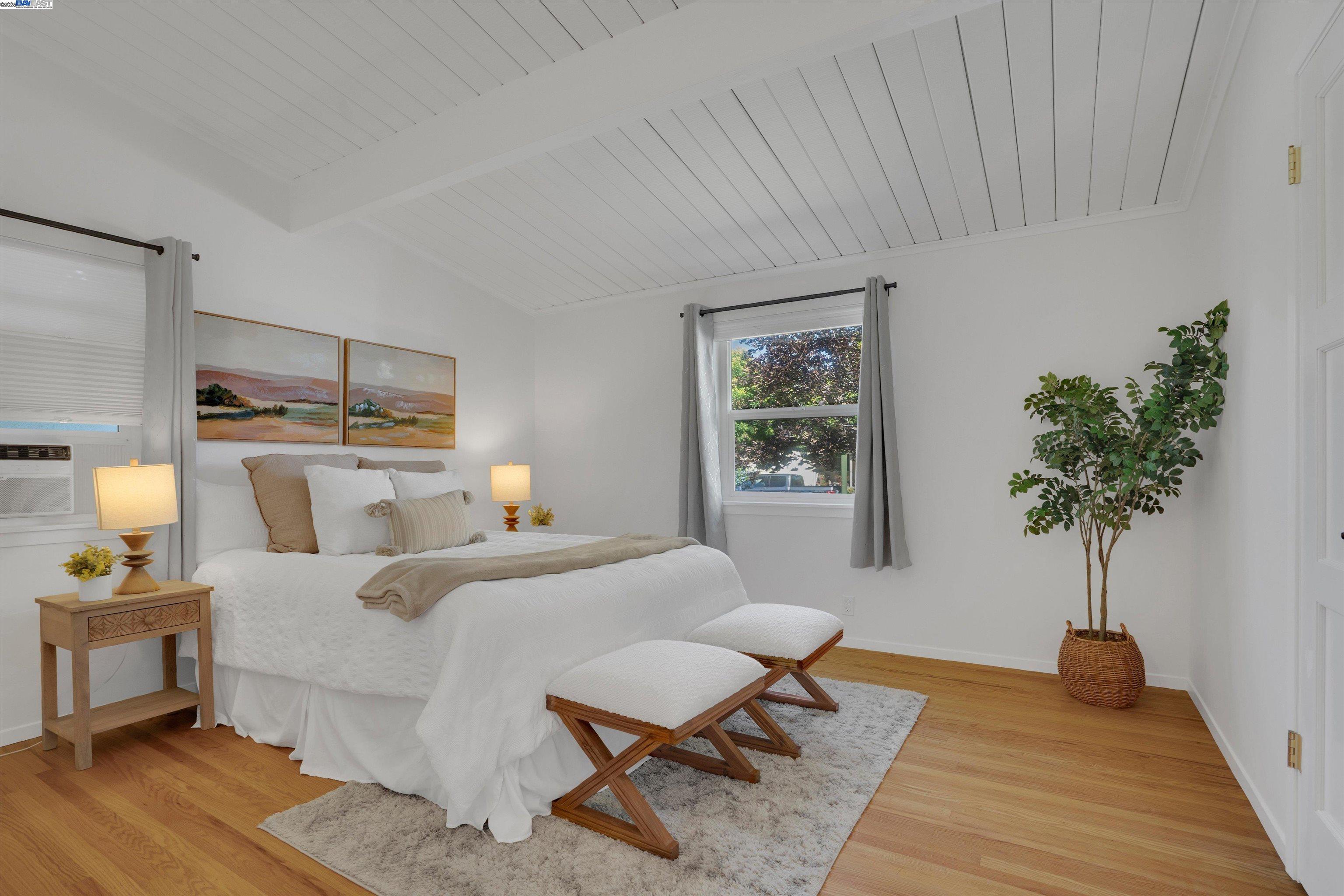 Detail Gallery Image 20 of 31 For 956 Tamarack Ave, San Jose,  CA 95128 - 2 Beds | 1 Baths