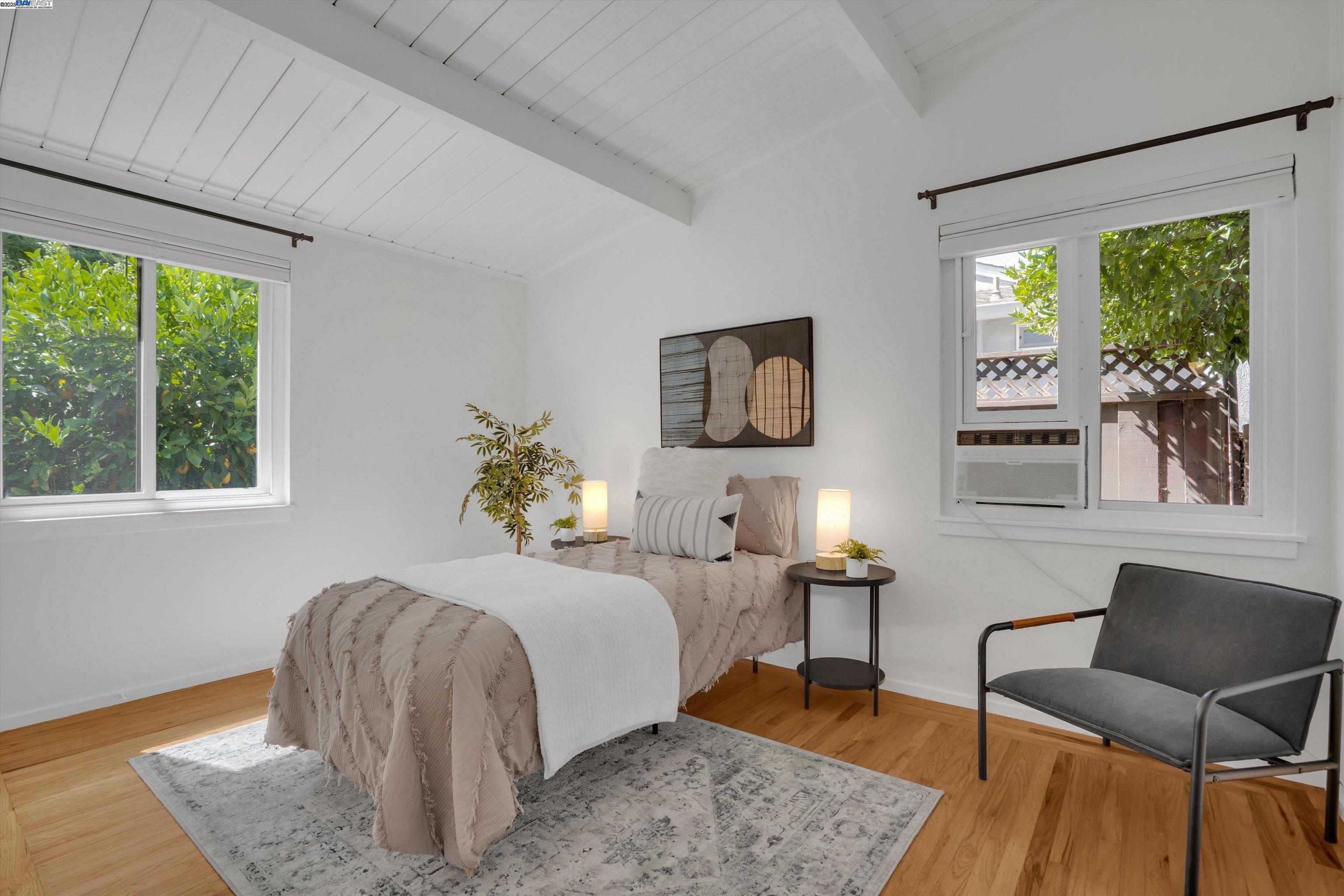 Detail Gallery Image 24 of 31 For 956 Tamarack Ave, San Jose,  CA 95128 - 2 Beds | 1 Baths