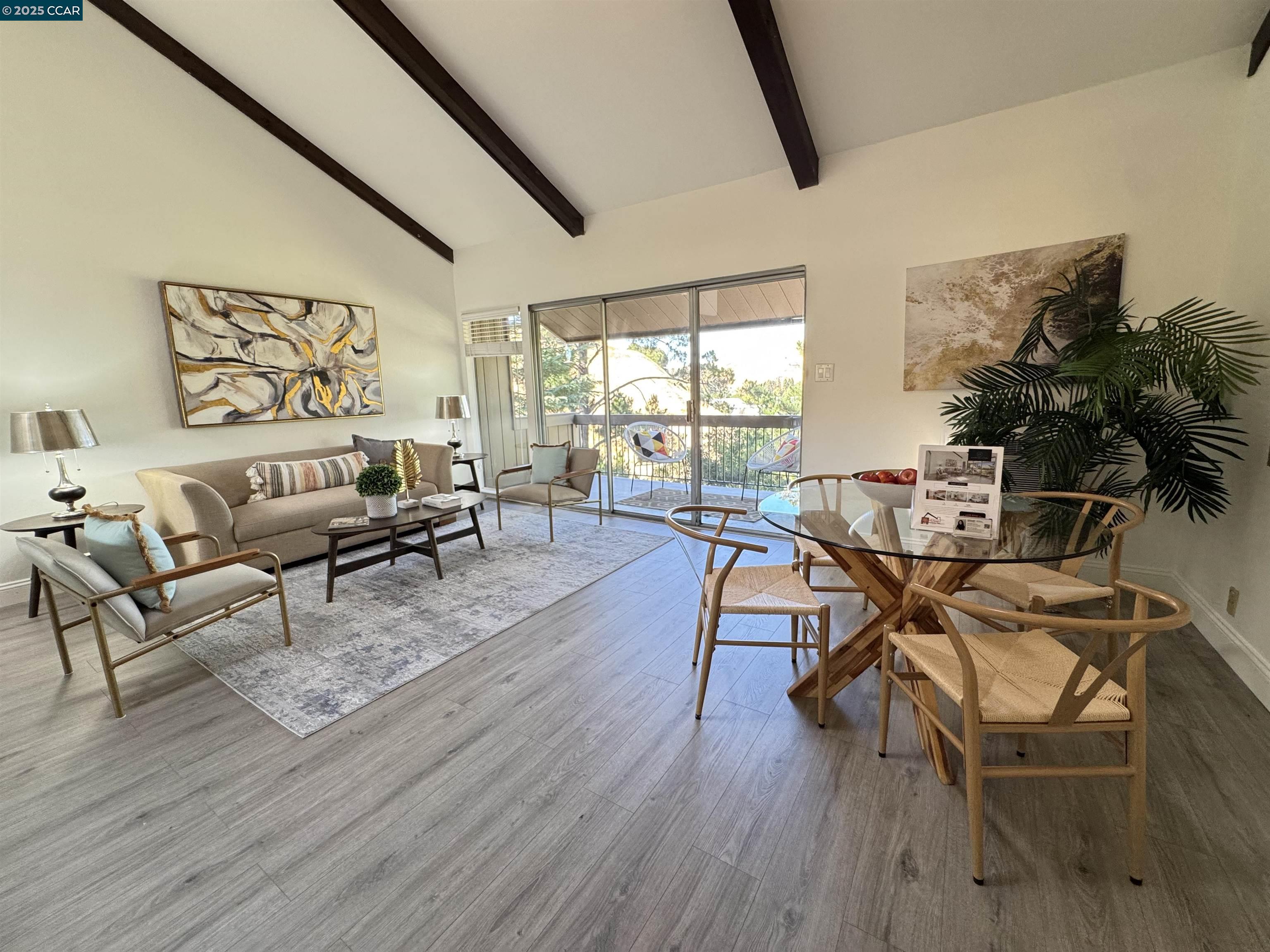 Detail Gallery Image 2 of 21 For 2075 Ascot Dr #221,  Moraga,  CA 94556 - 3 Beds | 2 Baths