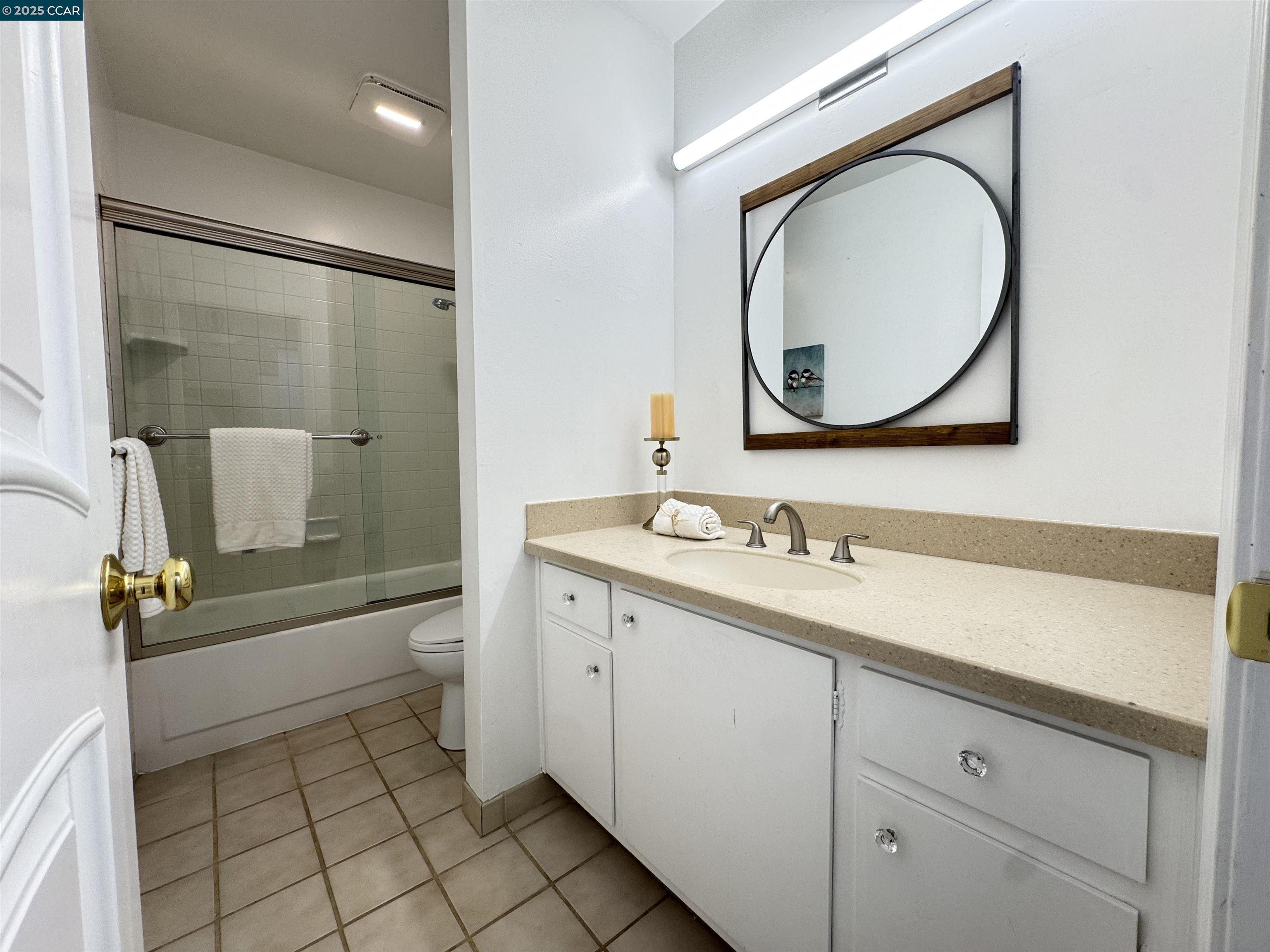 Detail Gallery Image 14 of 21 For 2075 Ascot Dr #221,  Moraga,  CA 94556 - 3 Beds | 2 Baths