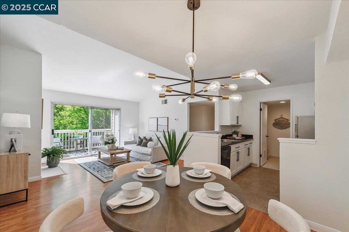 Detail Gallery Image 2 of 33 For 115 Reflections Dr #27,  San Ramon,  CA 94583 - 2 Beds | 2 Baths