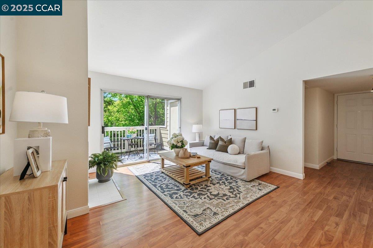 Photo #3: 41105656 Listing 
