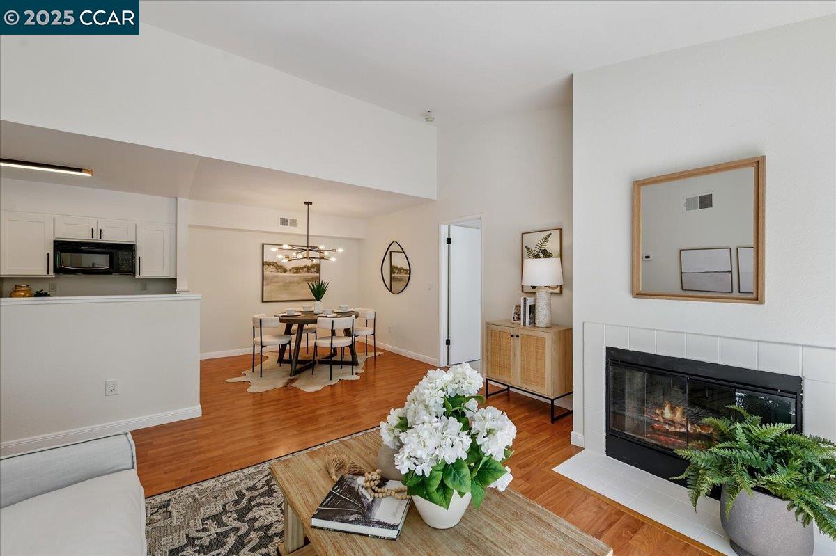 Photo #7: 41105656 Listing: Photo #7