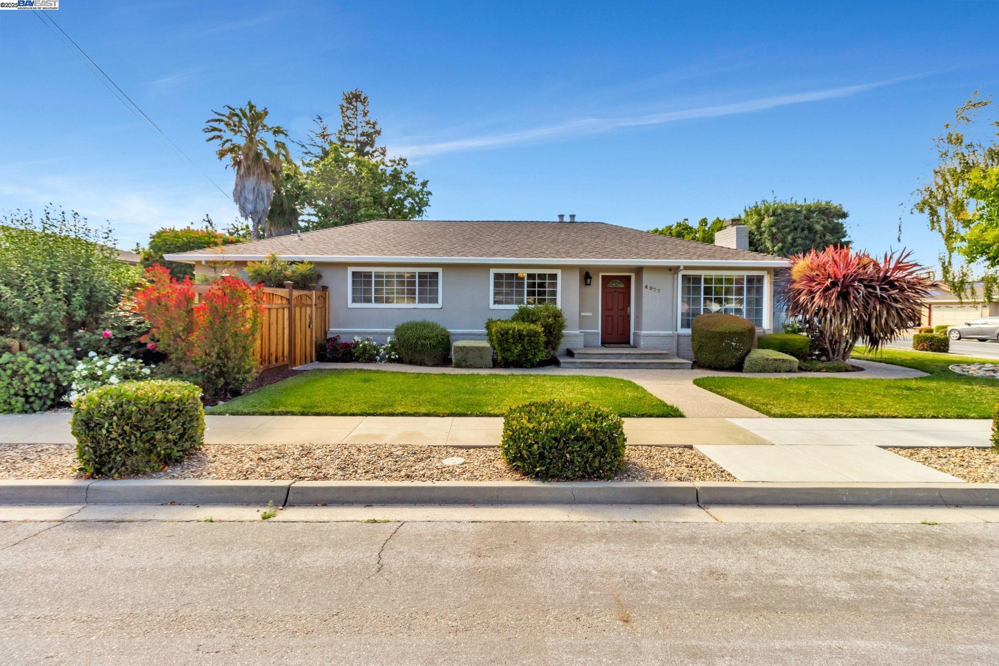 Detail Gallery Image 1 of 1 For 4977 Evans Ave, Fremont,  CA 94536 - 3 Beds | 3 Baths