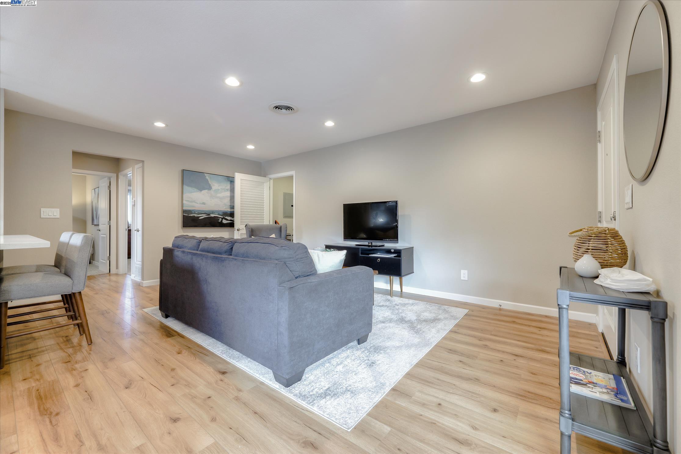 Detail Gallery Image 3 of 11 For 40 Casa Maria Ct a,  Alamo,  CA 94507-0000 - 2 Beds | 1 Baths
