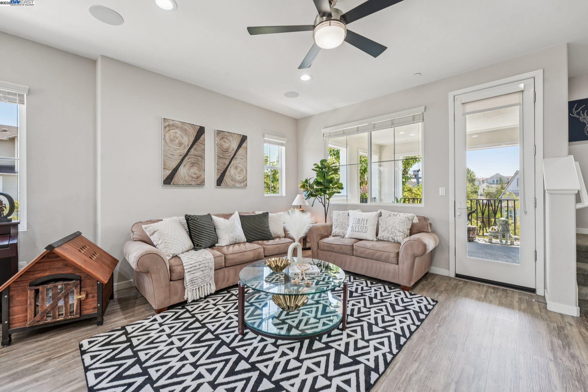 Photo #6: 41105670 Listing 