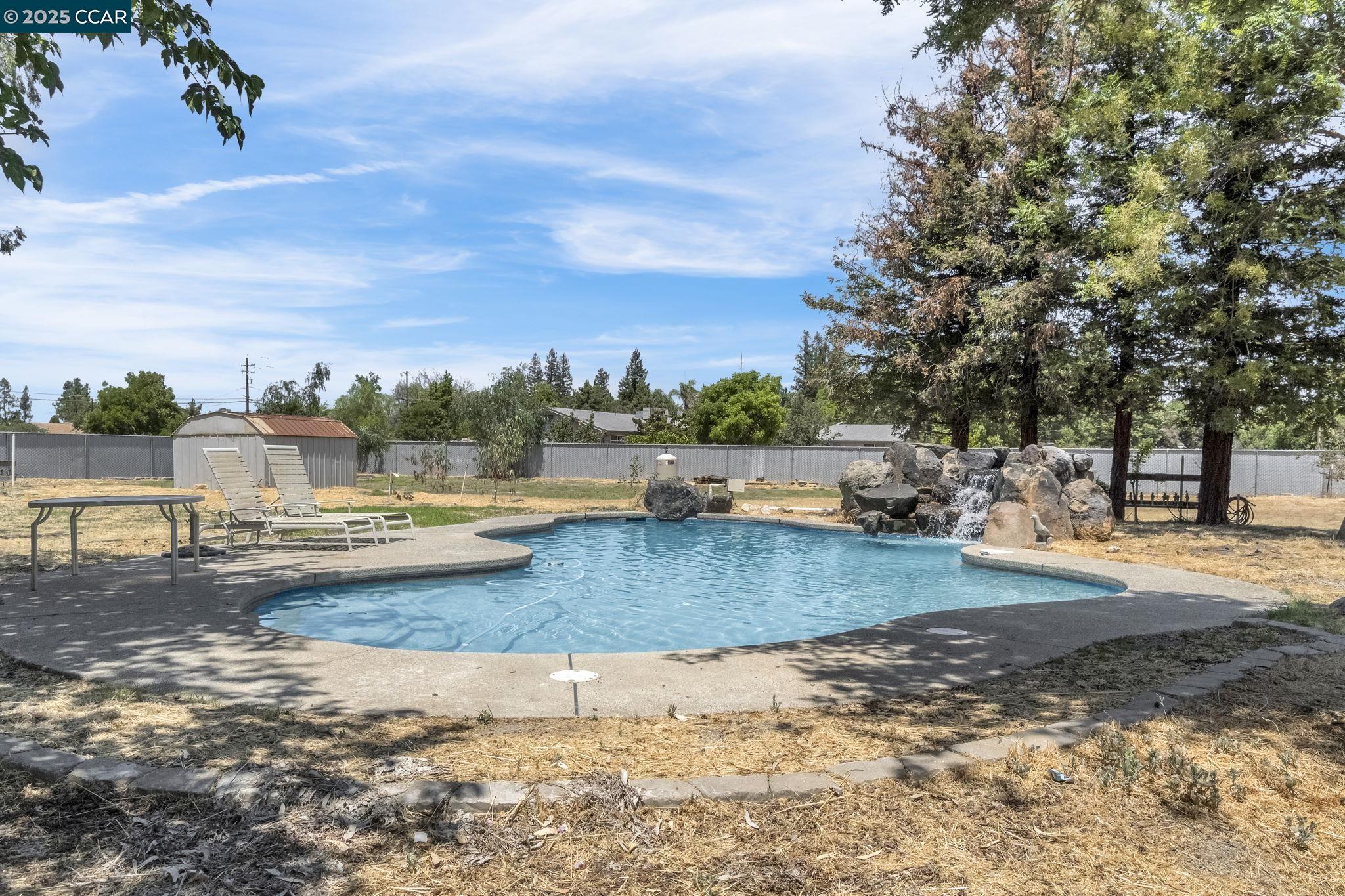 Detail Gallery Image 42 of 52 For 36065 Manon, Madera,  CA 93637 - 5 Beds | 3/1 Baths