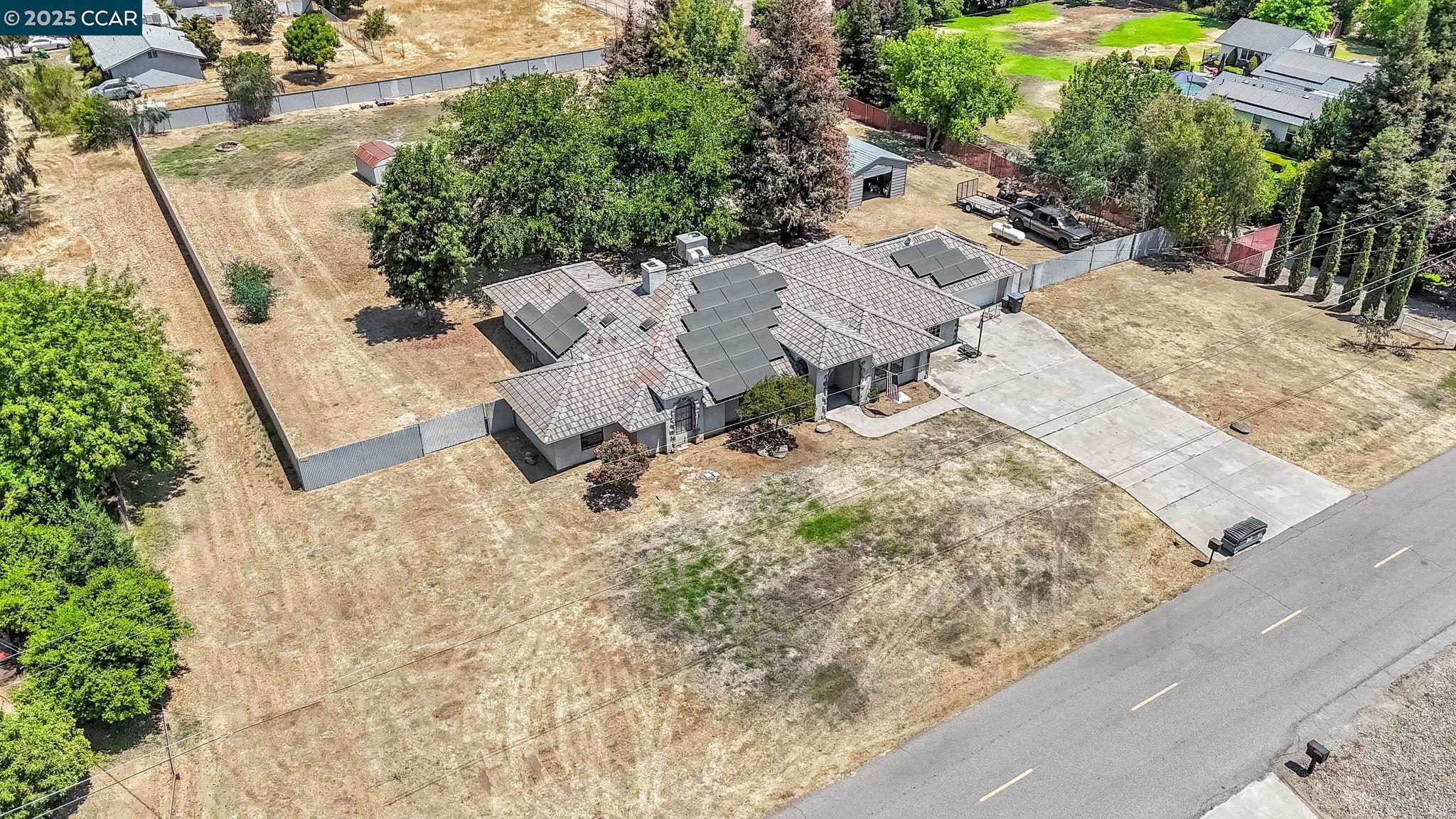 Detail Gallery Image 47 of 52 For 36065 Manon, Madera,  CA 93637 - 5 Beds | 3/1 Baths