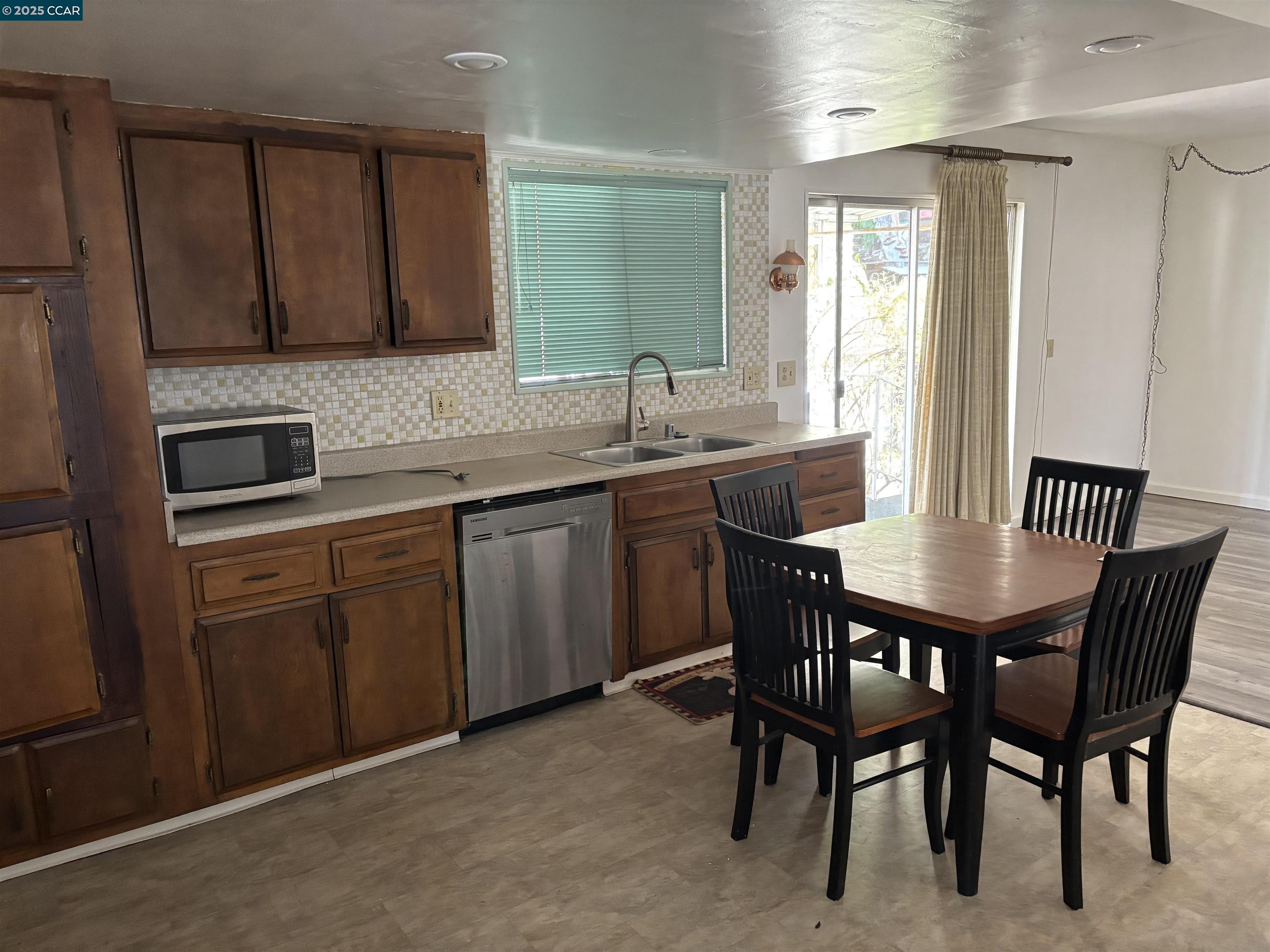 Detail Gallery Image 9 of 14 For 16401 San Pablo Ave #338,  San Pablo,  CA 94572 - 2 Beds | 2 Baths