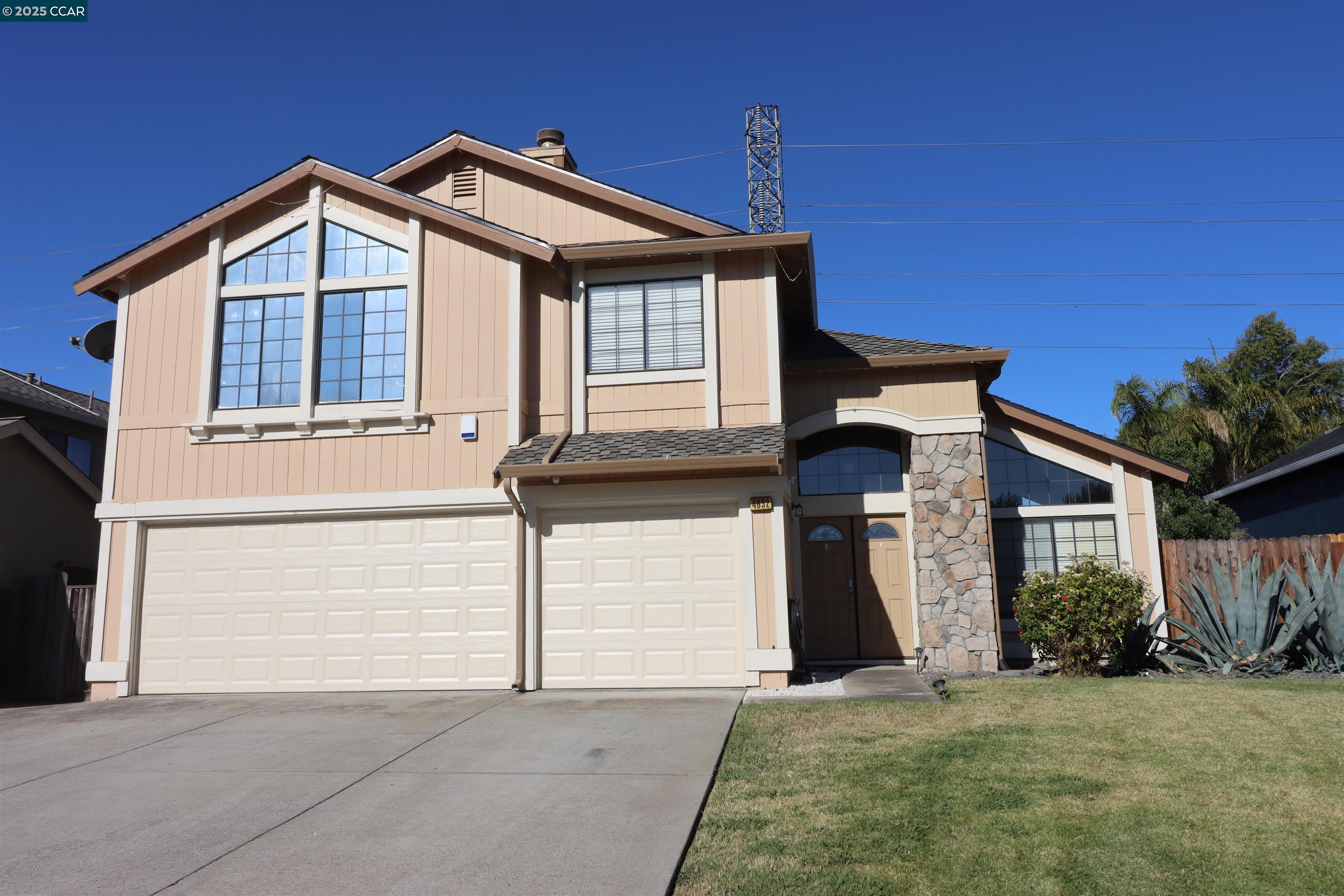 Detail Gallery Image 1 of 30 For 4632 Country Hills Dr, Antioch,  CA 94531 - 5 Beds | 3 Baths