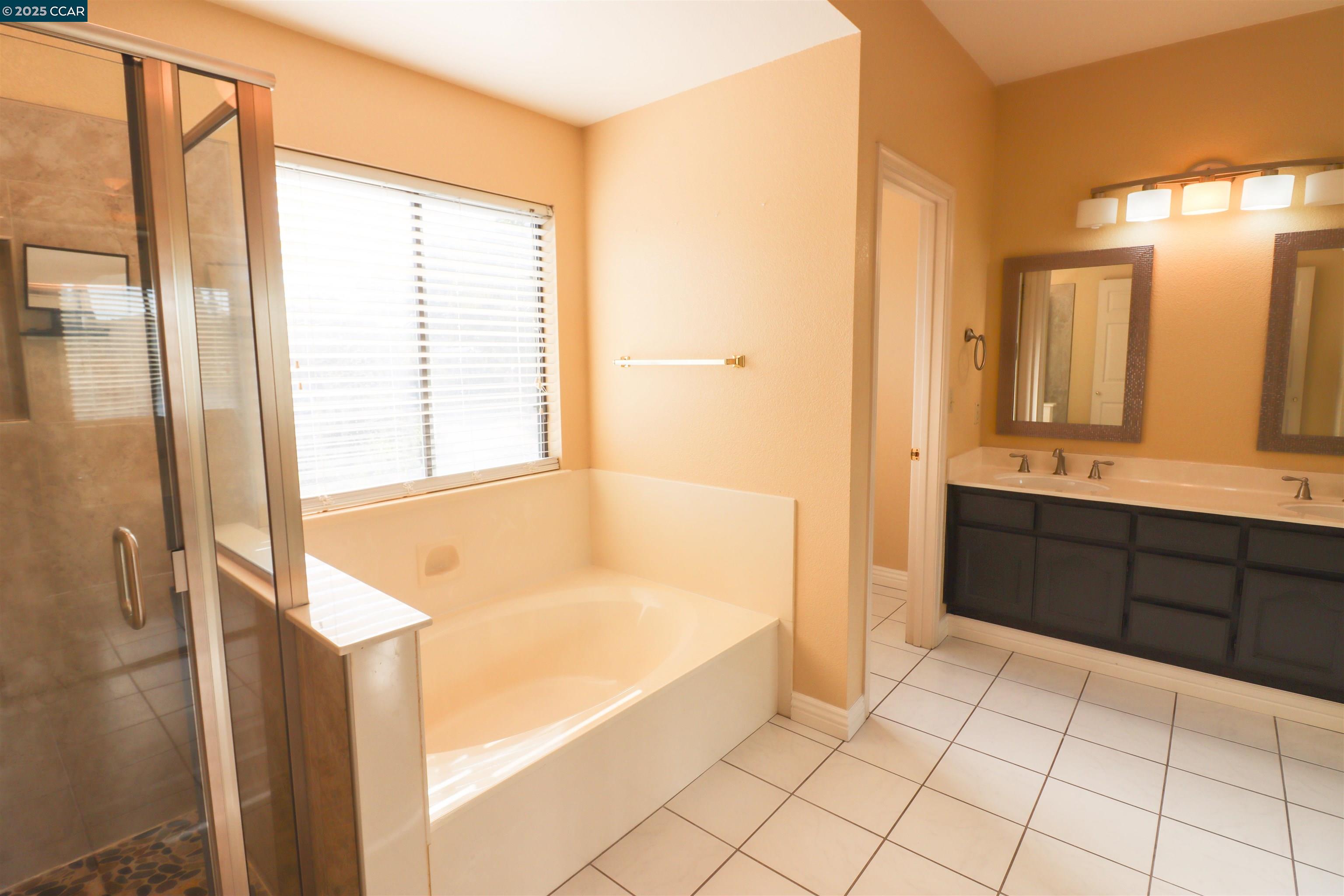 Detail Gallery Image 17 of 30 For 4632 Country Hills Dr, Antioch,  CA 94531 - 5 Beds | 3 Baths