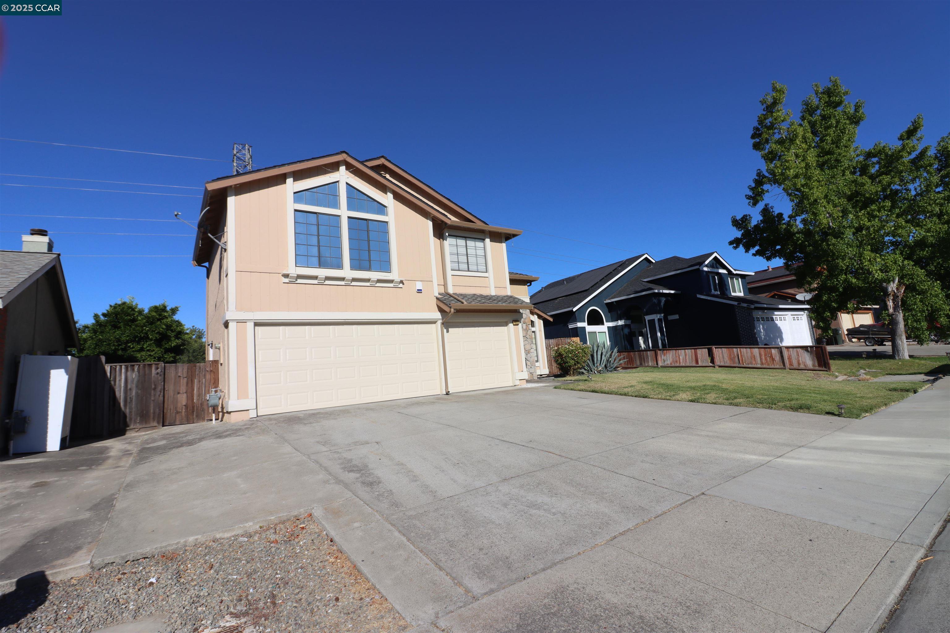 Detail Gallery Image 3 of 30 For 4632 Country Hills Dr, Antioch,  CA 94531 - 5 Beds | 3 Baths