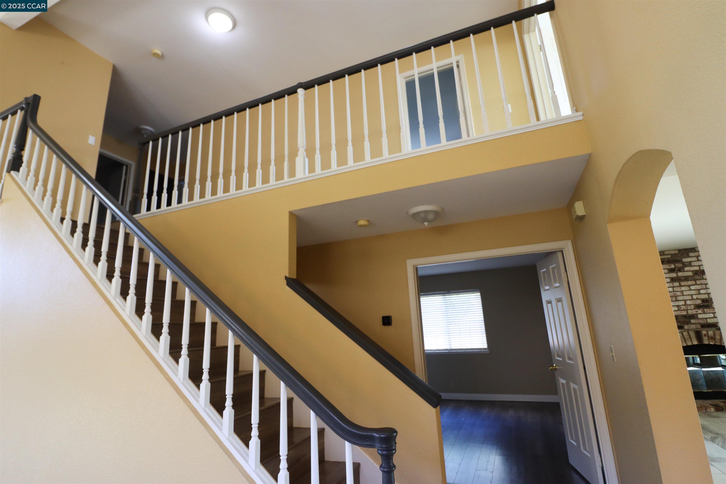 Detail Gallery Image 6 of 30 For 4632 Country Hills Dr, Antioch,  CA 94531 - 5 Beds | 3 Baths
