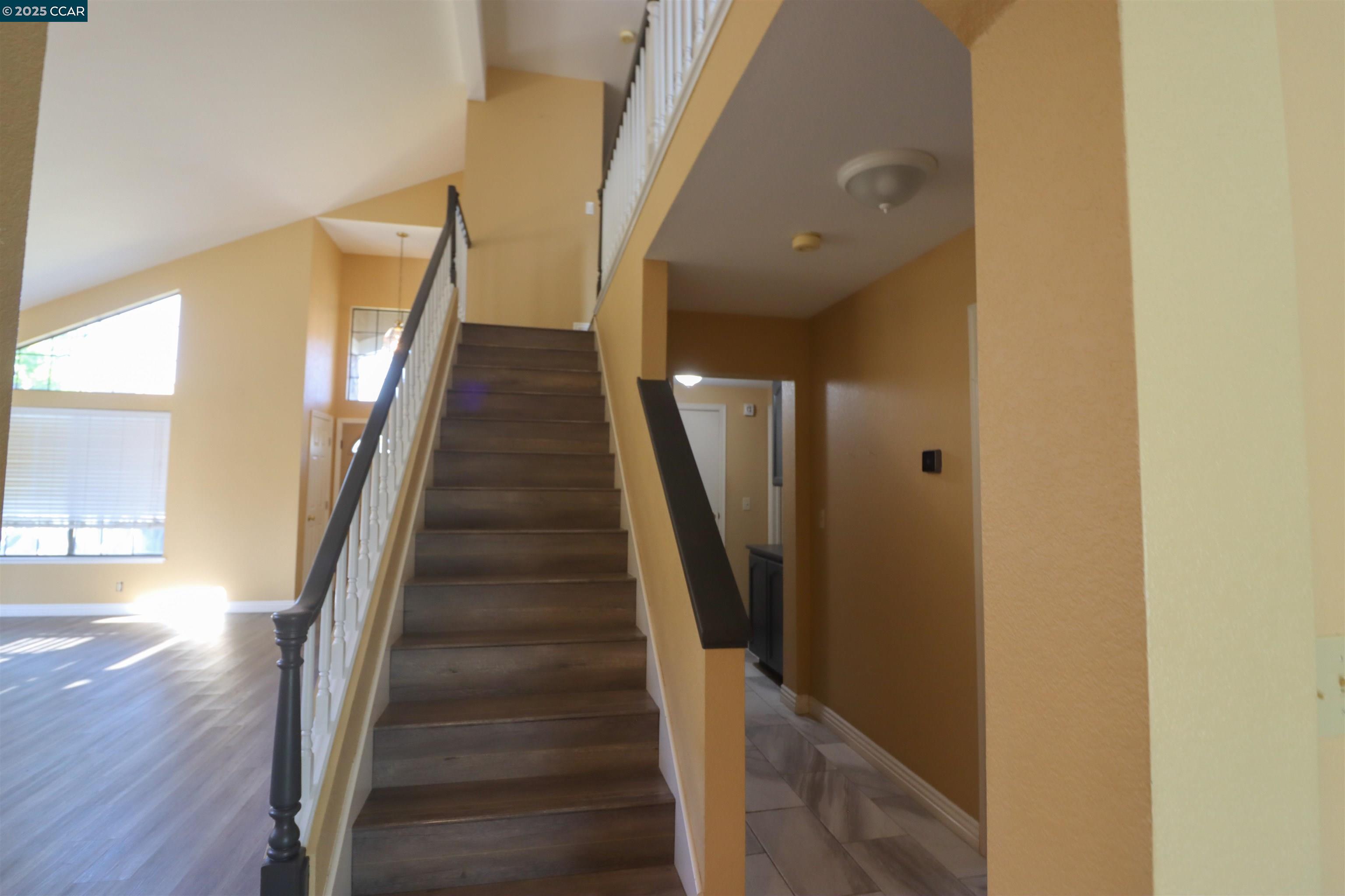 Detail Gallery Image 7 of 30 For 4632 Country Hills Dr, Antioch,  CA 94531 - 5 Beds | 3 Baths
