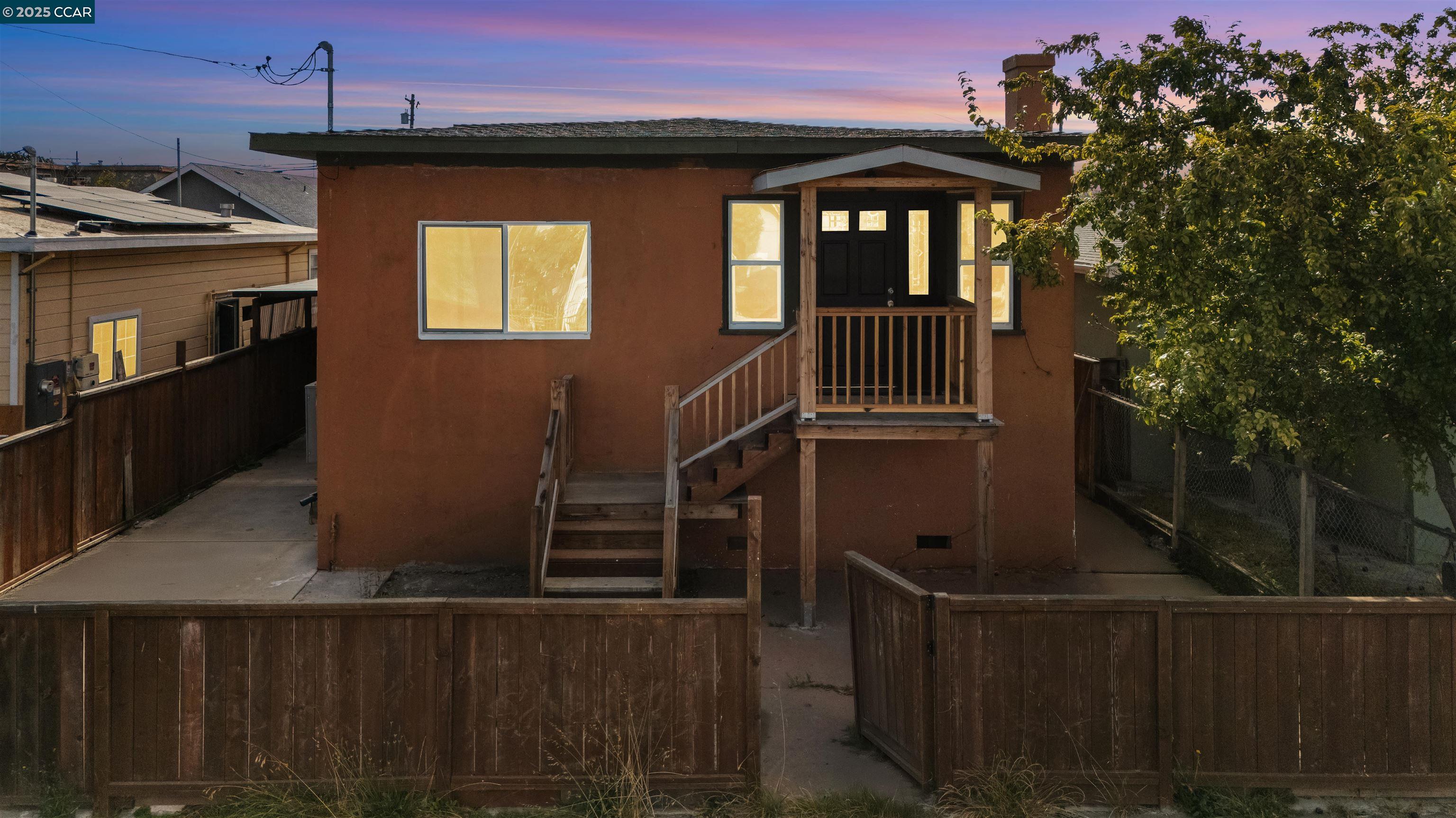 Detail Gallery Image 2 of 31 For 840 7th St, Richmond,  CA 94801 - 3 Beds | 1/1 Baths