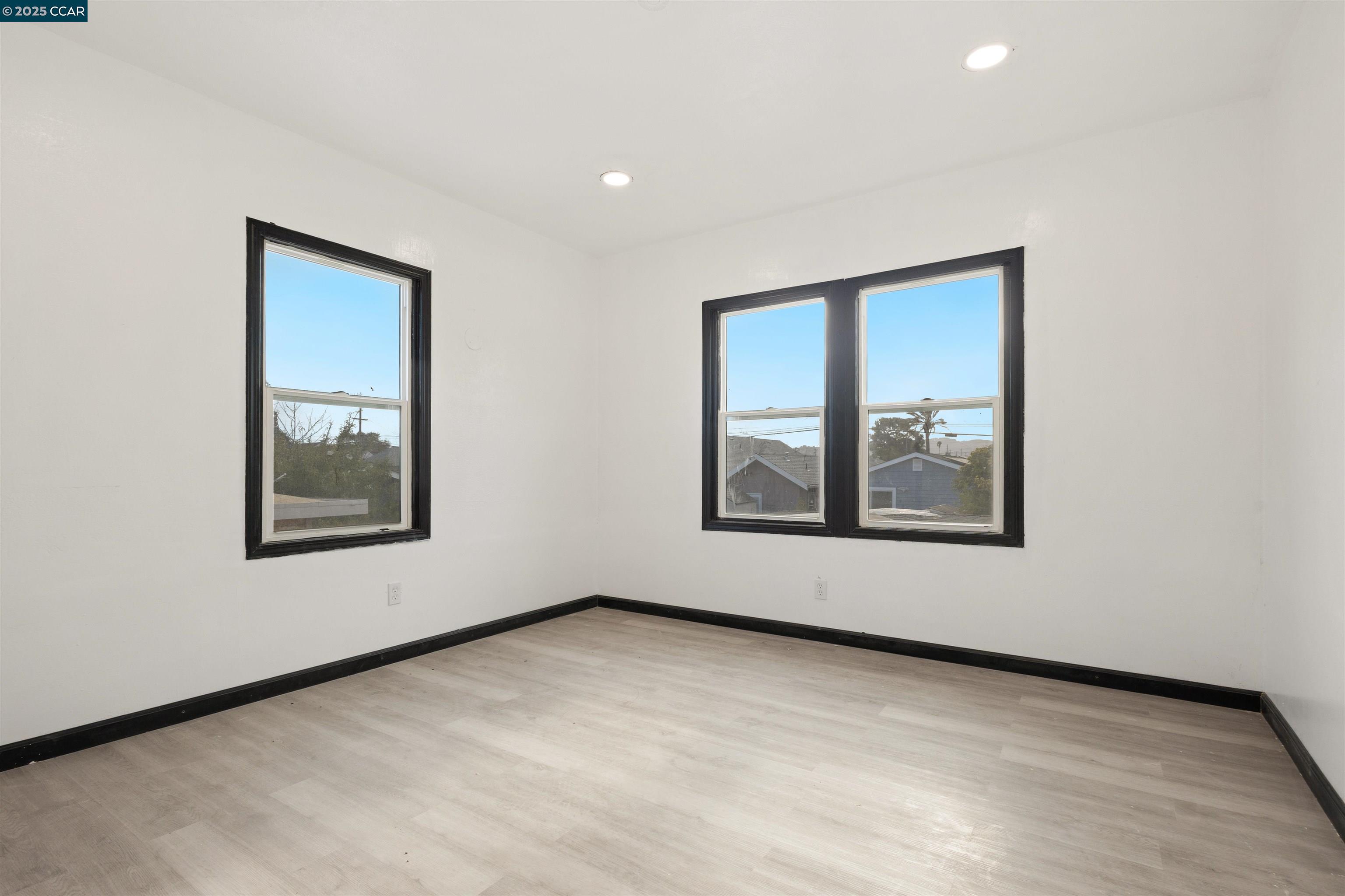 Detail Gallery Image 12 of 31 For 840 7th St, Richmond,  CA 94801 - 3 Beds | 1/1 Baths