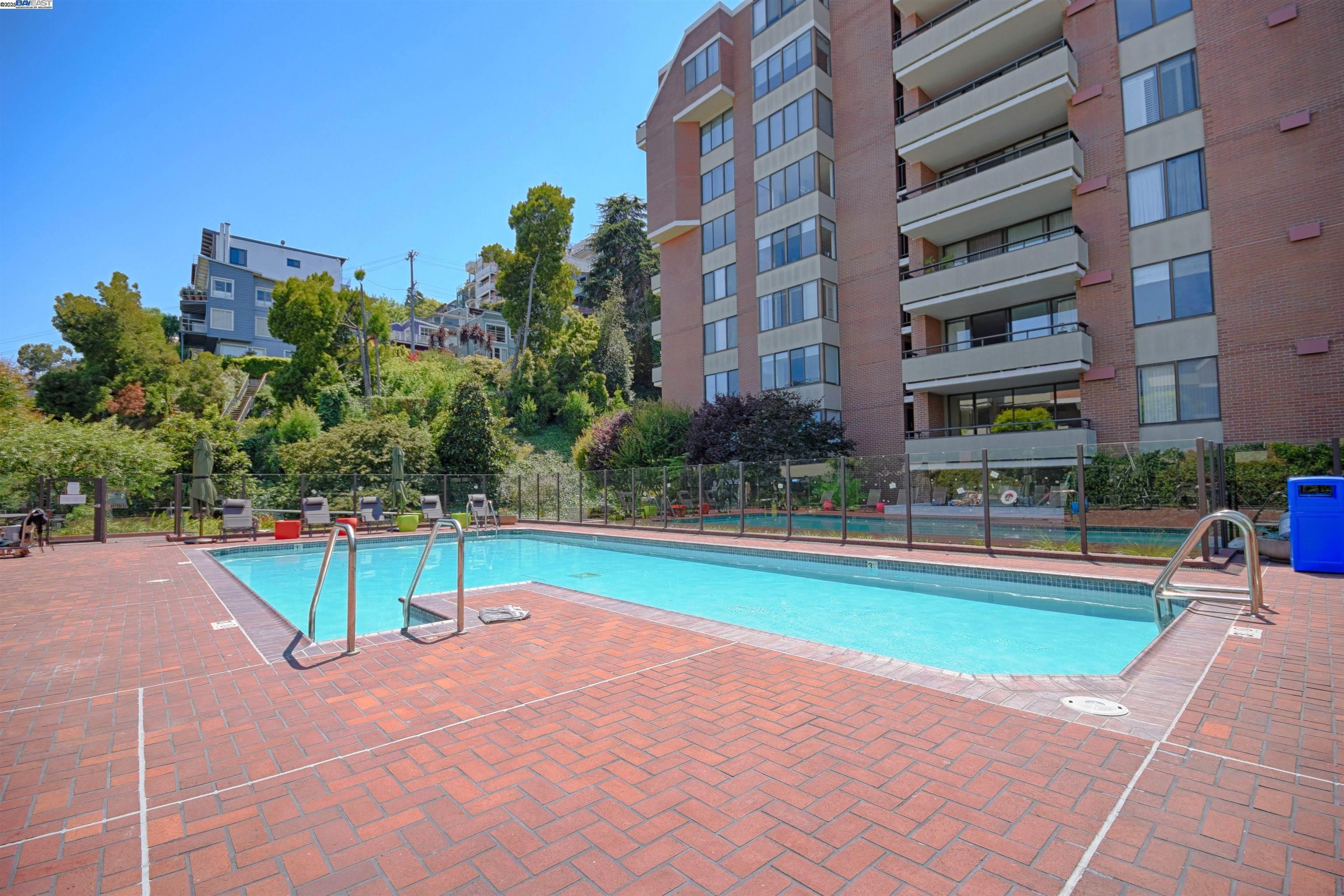 Detail Gallery Image 29 of 41 For 101 Lombard St 109e,  San Francisco,  CA 94111 - 1 Beds | 1/1 Baths
