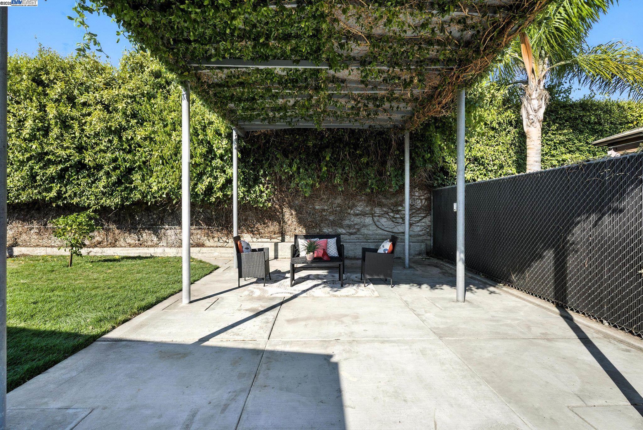 Detail Gallery Image 25 of 30 For 36686 Charles St, Newark,  CA 94560 - 3 Beds | 2 Baths