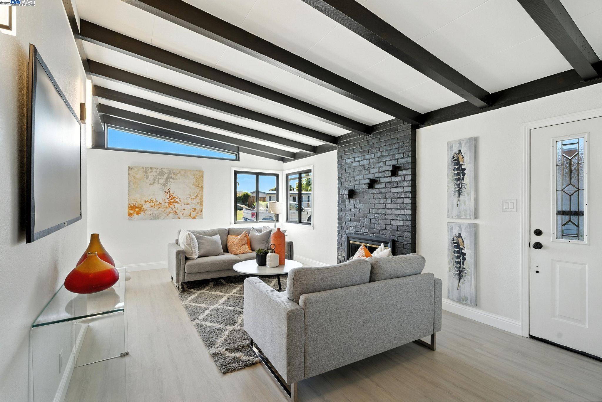 Detail Gallery Image 5 of 30 For 36686 Charles St, Newark,  CA 94560 - 3 Beds | 2 Baths
