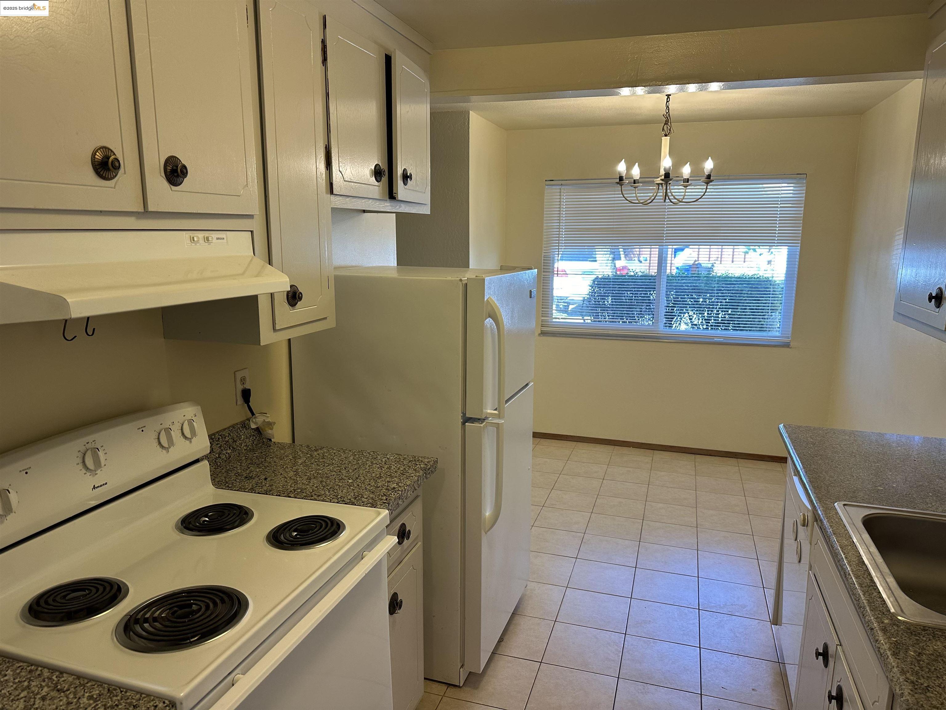 Detail Gallery Image 15 of 15 For 3612 Jamison Way #4,  Castro Valley,  CA 94546 - 2 Beds | 2 Baths