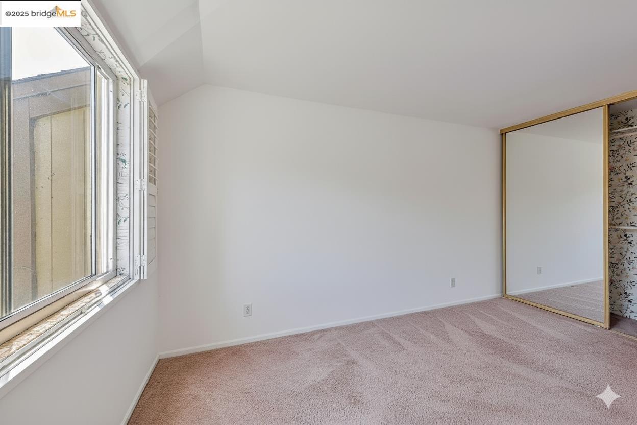 Detail Gallery Image 24 of 38 For 1160 Marianas Ln, Alameda,  CA 94502 - 3 Beds | 2/1 Baths