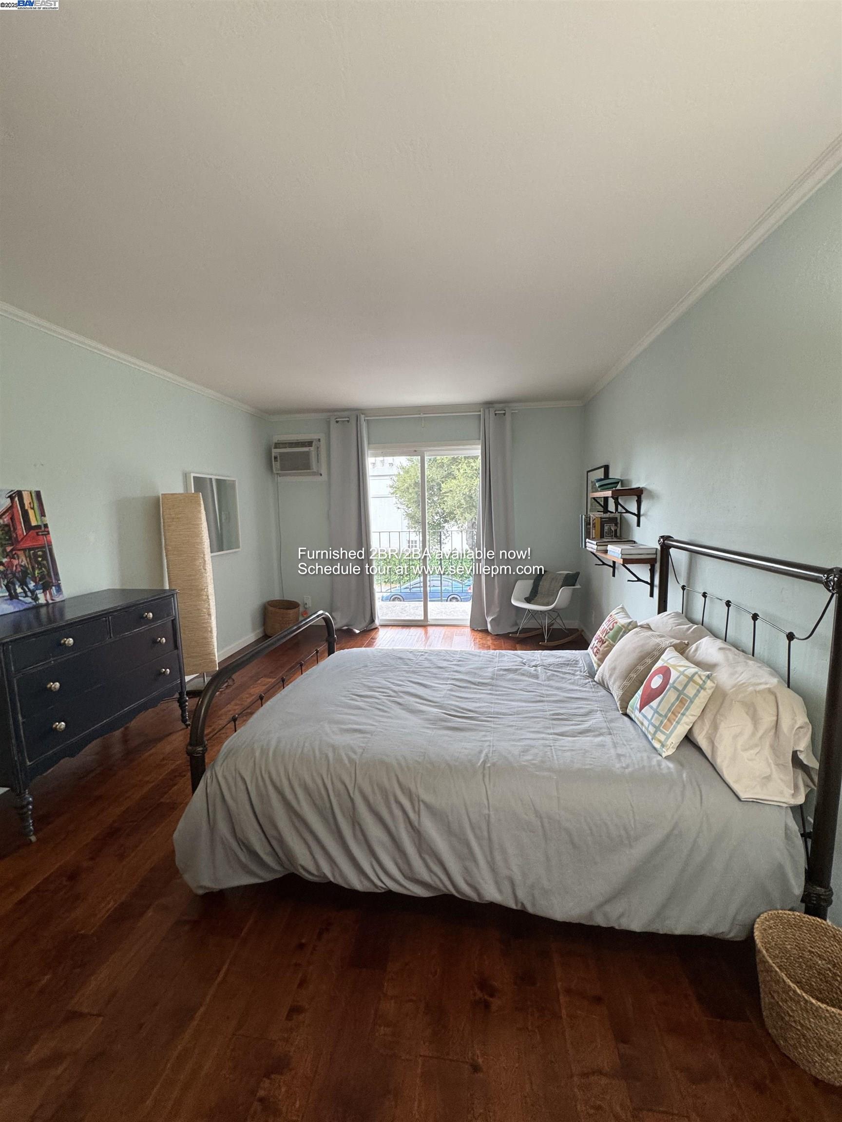 Detail Gallery Image 12 of 21 For 3701 Park Boulevard Way a,  Oakland,  CA 94610 - 2 Beds | 2 Baths