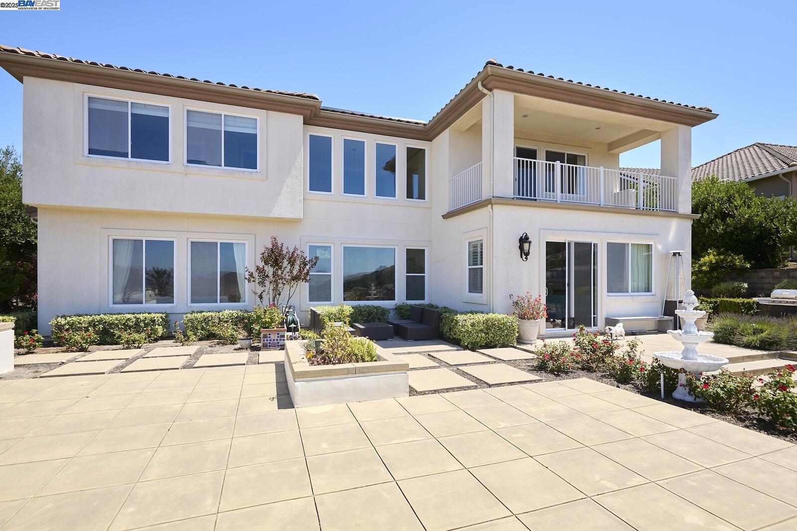 Detail Gallery Image 5 of 27 For 3272 Ashbourne Cir, San Ramon,  CA 94583 - 5 Beds | 5/1 Baths