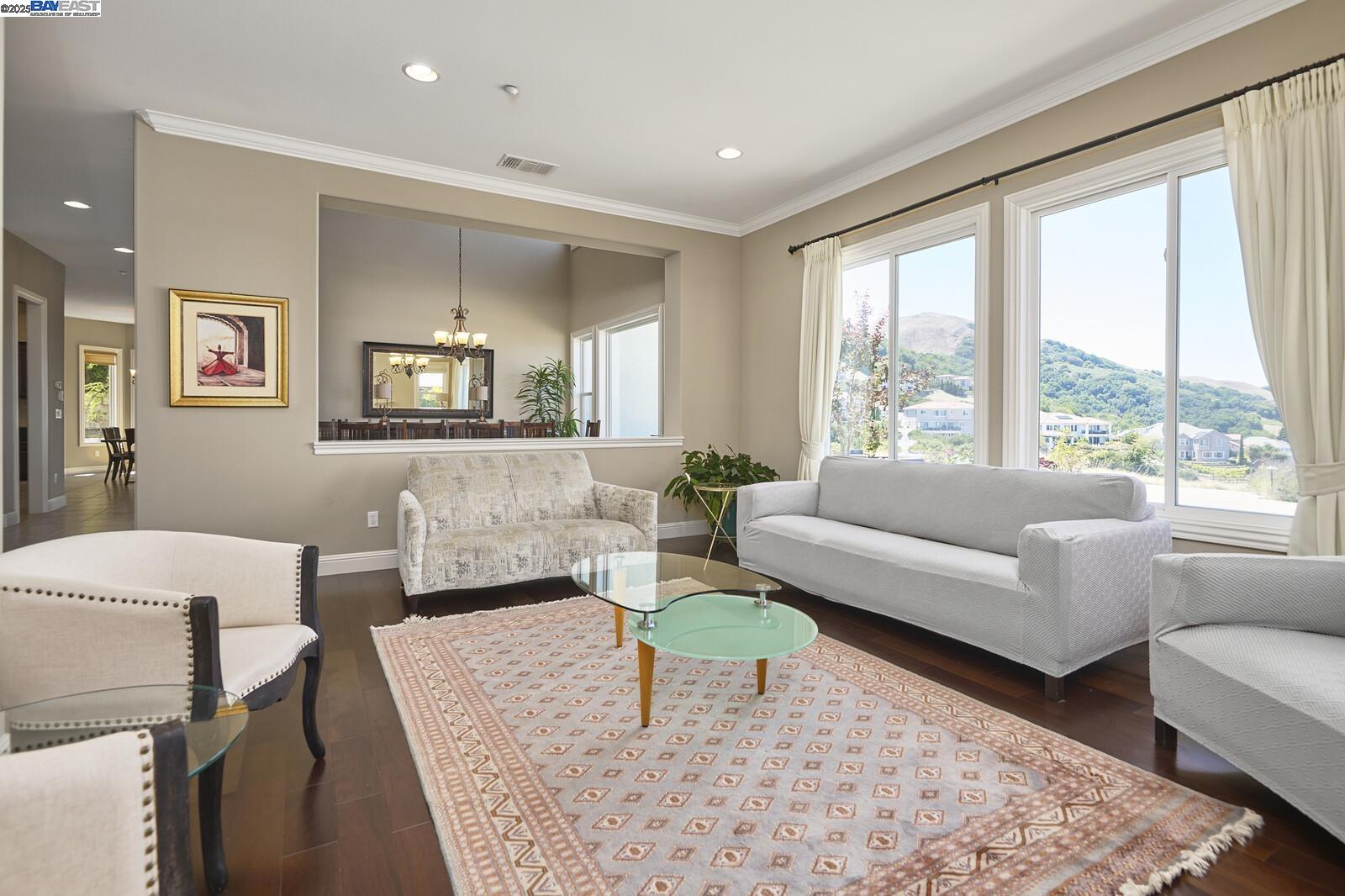 Detail Gallery Image 7 of 27 For 3272 Ashbourne Cir, San Ramon,  CA 94583 - 5 Beds | 5/1 Baths