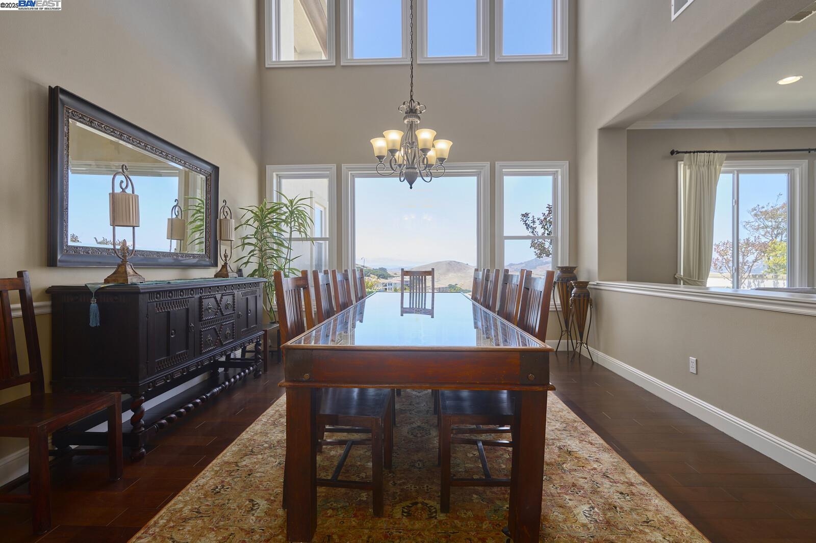 Detail Gallery Image 9 of 27 For 3272 Ashbourne Cir, San Ramon,  CA 94583 - 5 Beds | 5/1 Baths