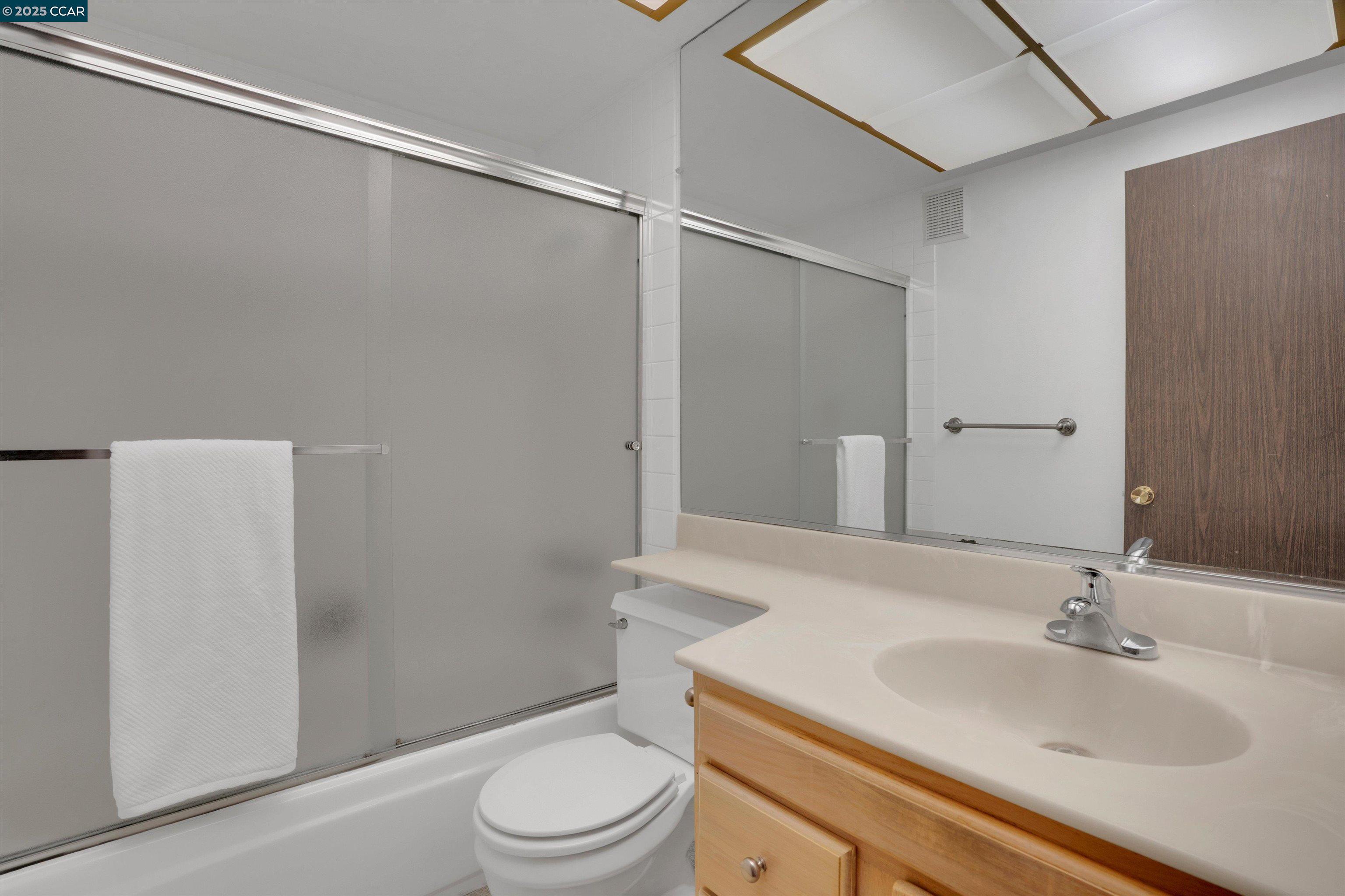 Detail Gallery Image 23 of 33 For 663 Abrigo Ct, San Ramon,  CA 94583 - 3 Beds | 2/1 Baths