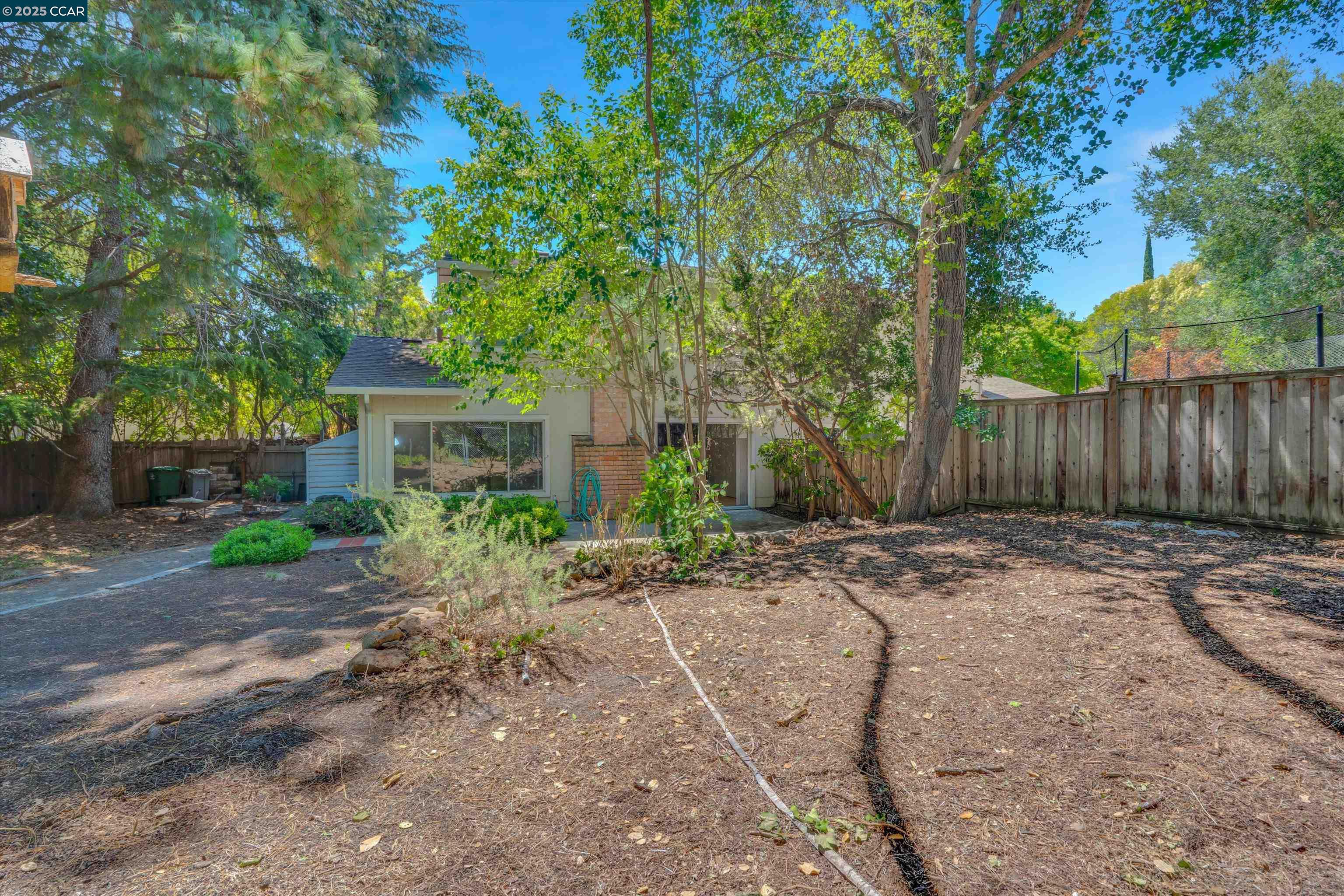 Detail Gallery Image 27 of 33 For 663 Abrigo Ct, San Ramon,  CA 94583 - 3 Beds | 2/1 Baths