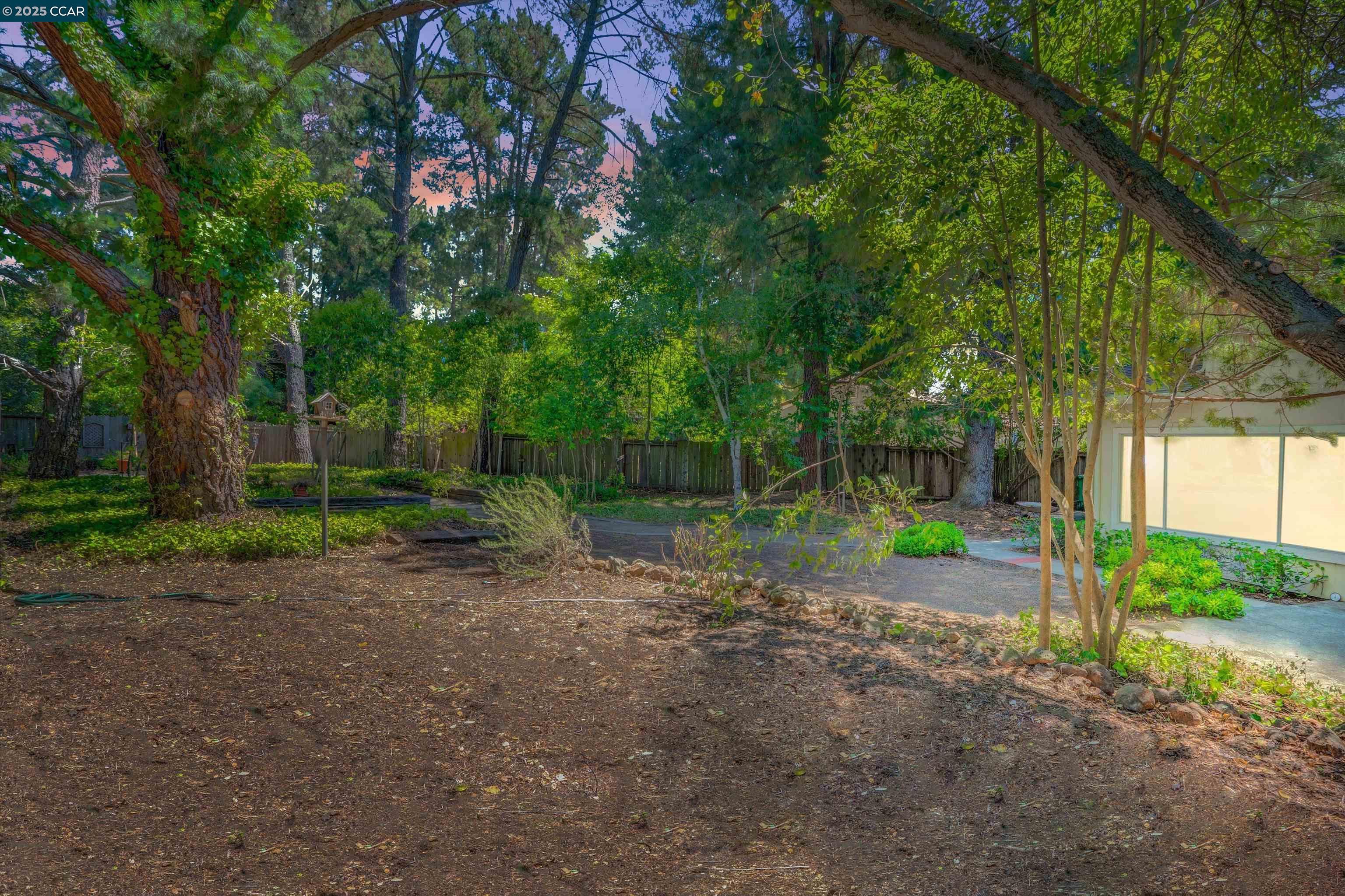 Detail Gallery Image 28 of 33 For 663 Abrigo Ct, San Ramon,  CA 94583 - 3 Beds | 2/1 Baths