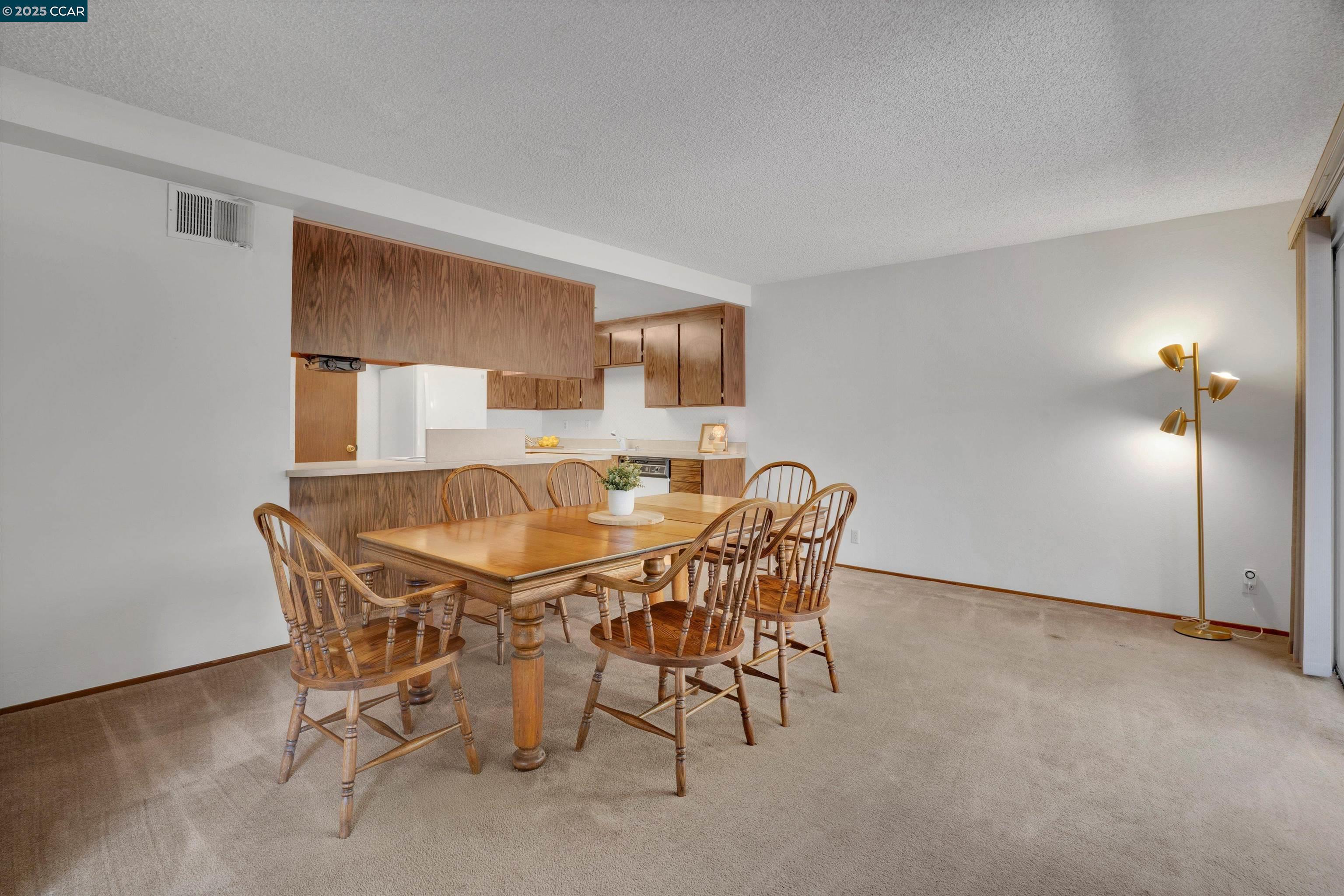 Detail Gallery Image 8 of 33 For 663 Abrigo Ct, San Ramon,  CA 94583 - 3 Beds | 2/1 Baths
