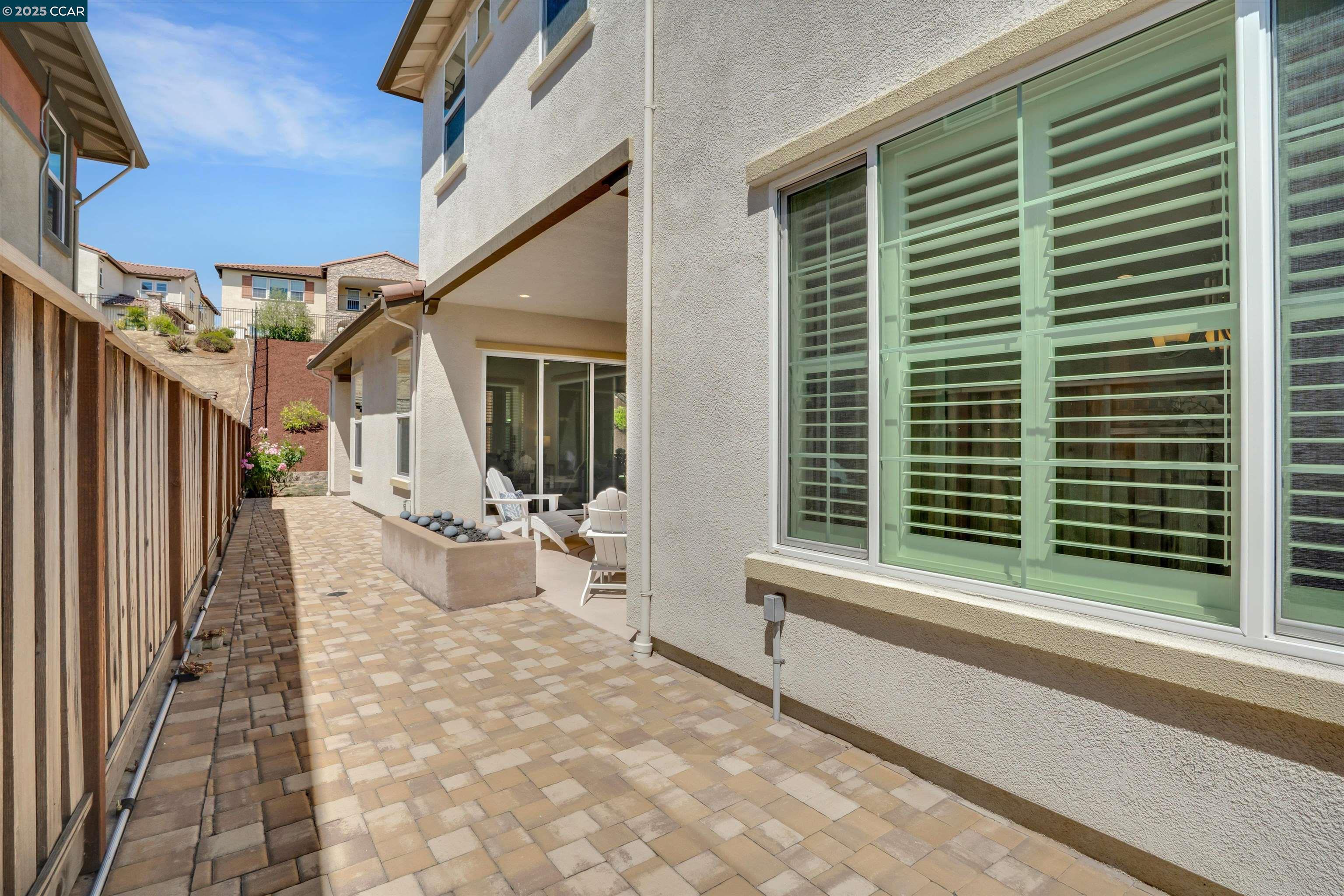 Detail Gallery Image 43 of 52 For 50 Stirling Way, Hayward,  CA 94542 - 4 Beds | 4/1 Baths