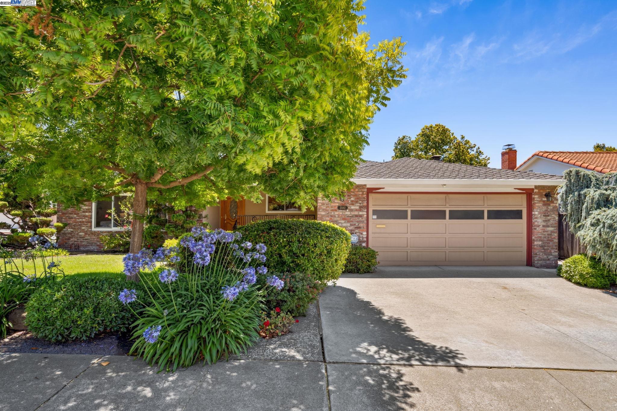Detail Gallery Image 1 of 1 For 2082 Boxwood Way, Fremont,  CA 94539 - 4 Beds | 2/1 Baths