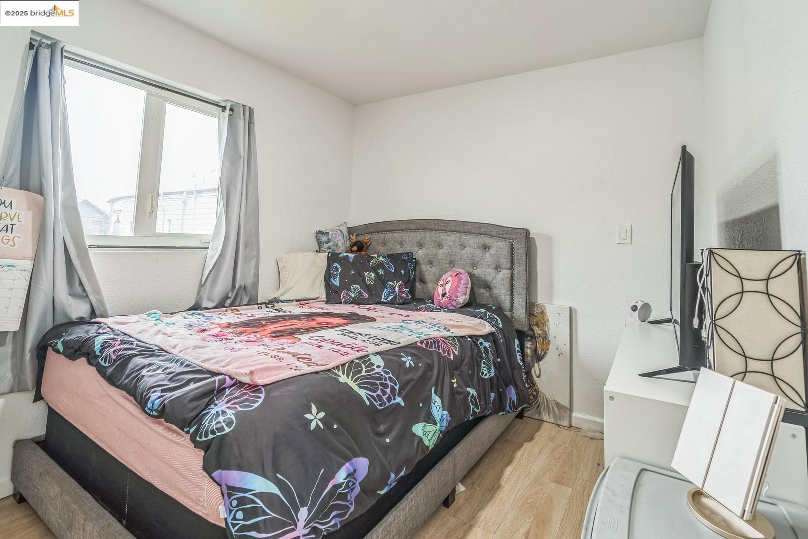 Detail Gallery Image 22 of 32 For 874 Pine St, Oakland,  CA 94607 - 3 Beds | 2/1 Baths