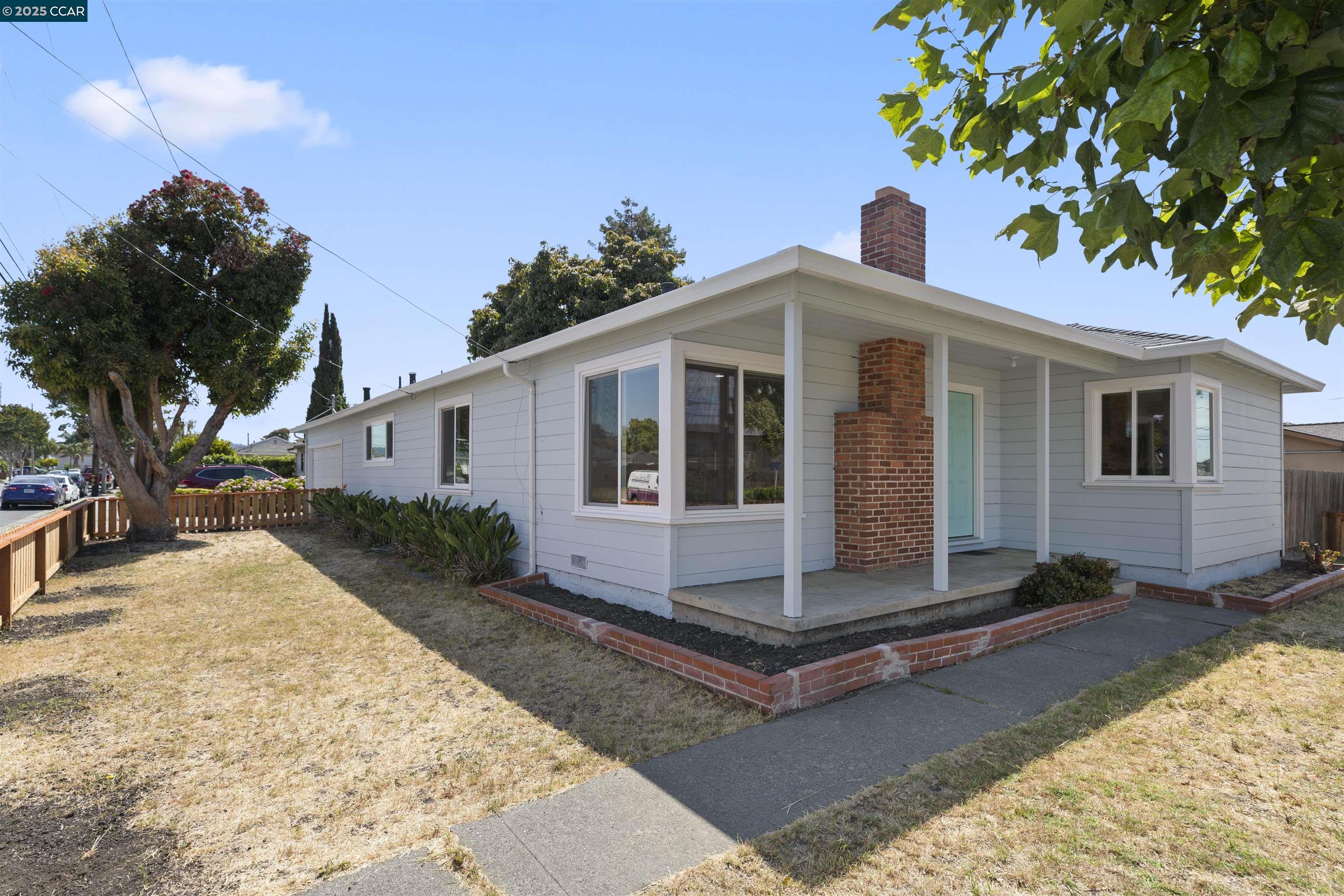 Detail Gallery Image 1 of 1 For 13608 Doolittle, San Leandro,  CA 94577 - 3 Beds | 1 Baths