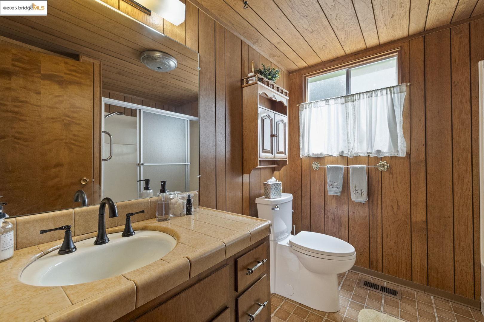 Detail Gallery Image 17 of 30 For 23255 Oak View Dr, Twain Harte,  CA 95383 - 3 Beds | 2 Baths