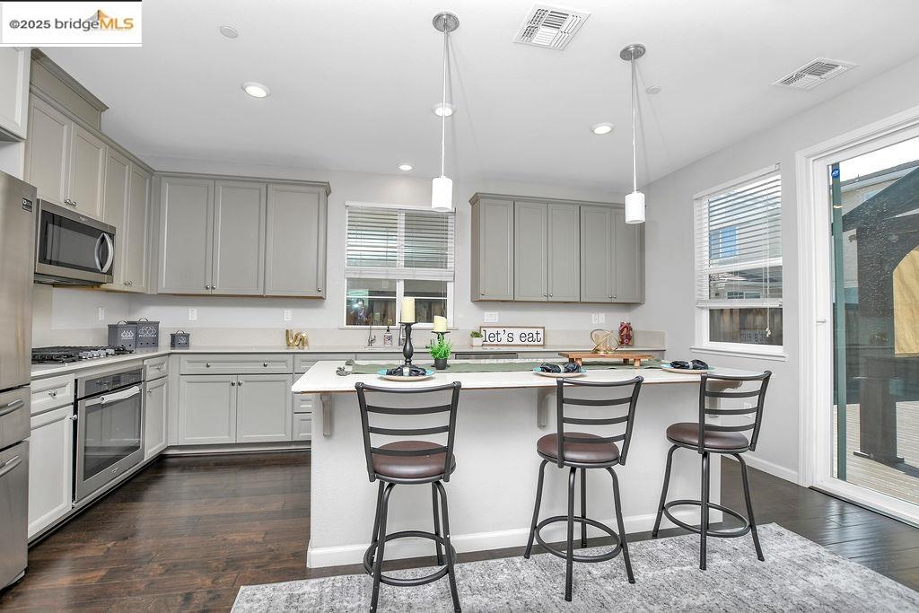 Detail Gallery Image 28 of 31 For 89 Baird Cir, Brentwood,  CA 94513 - 4 Beds | 3 Baths
