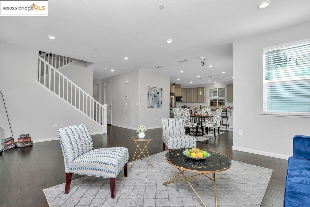 Detail Gallery Image 5 of 31 For 89 Baird Cir, Brentwood,  CA 94513 - 4 Beds | 3 Baths