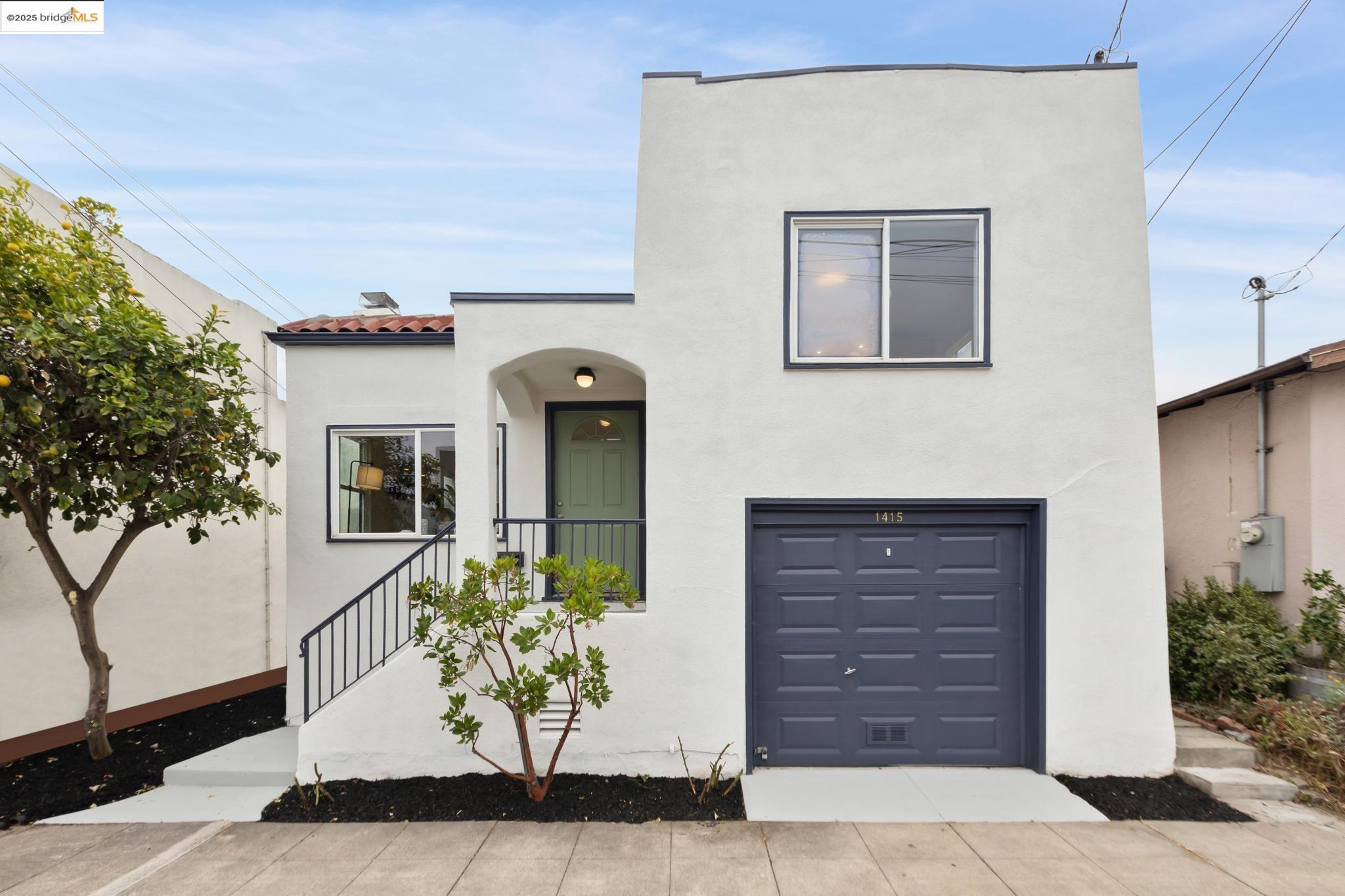 1415 67Th St, Berkeley, California 94702, 2 Bedrooms Bedrooms, 4 Rooms Rooms,1 BathroomBathrooms,Residential,For Sale,1415 67Th St,41105724