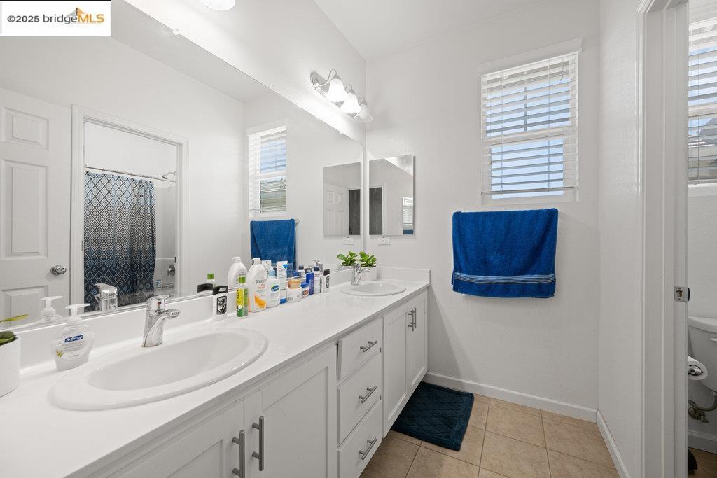511 Viola Ct, Brentwood, California 94513, 5 Bedrooms Bedrooms, 10 Rooms Rooms,3 BathroomsBathrooms,Residential,For Sale,511 Viola Ct,41105725