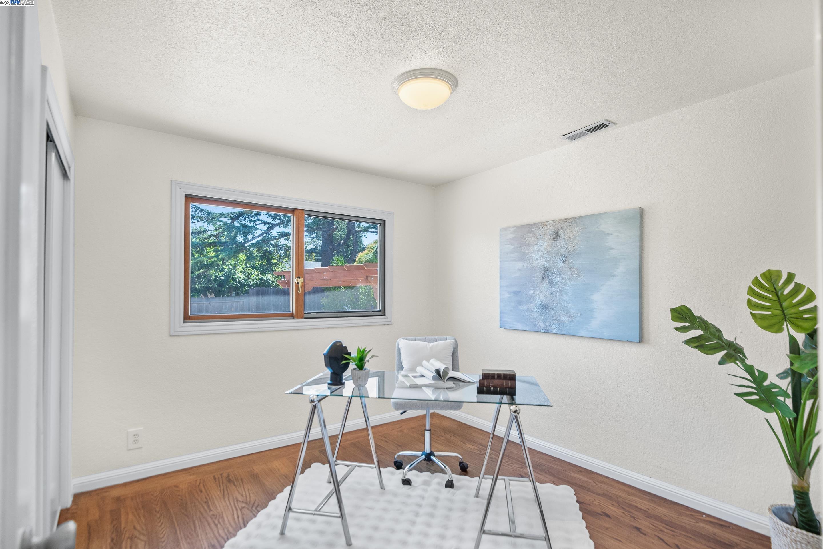 2948 Glenside Dr, Concord, California 94520, 3 Bedrooms Bedrooms, 6 Rooms Rooms,1 BathroomBathrooms,Residential,For Sale,2948 Glenside Dr,41105727