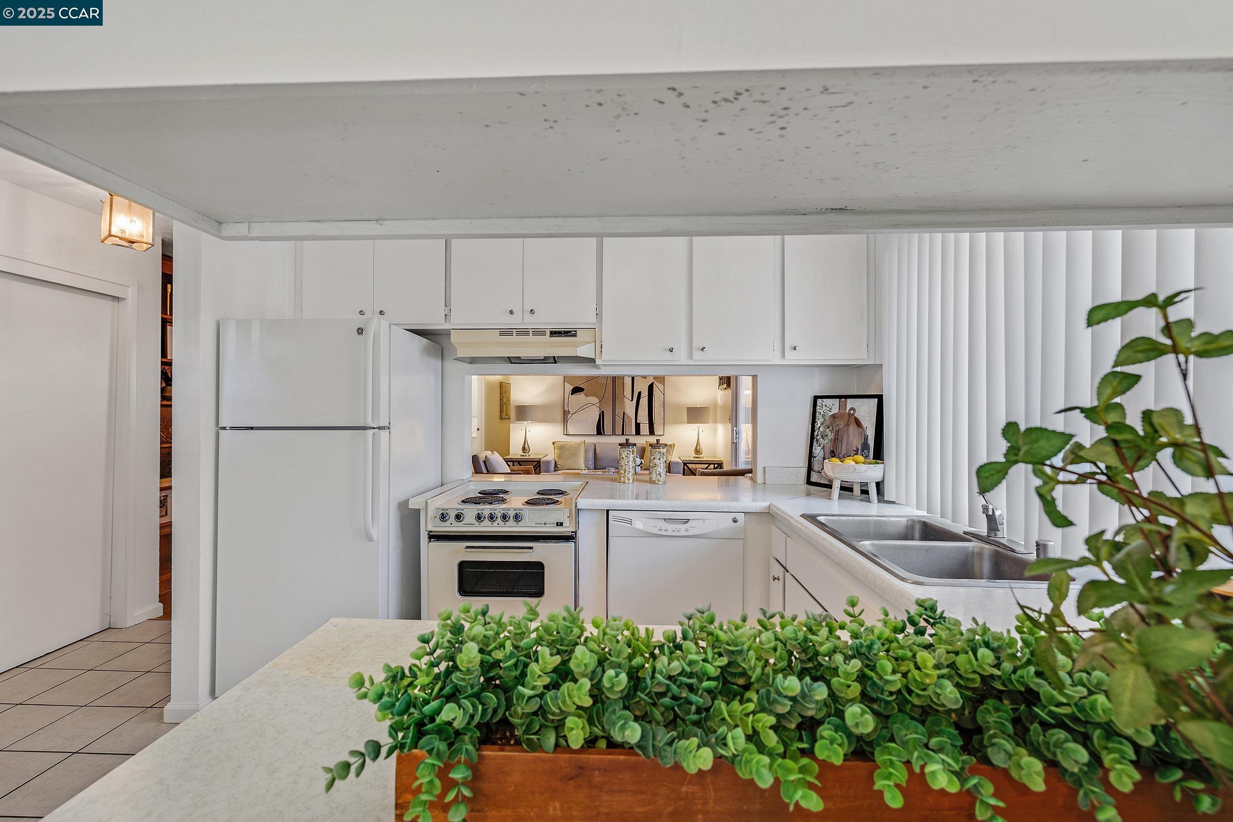 Photo #14: 41105728 Listing: Photo #14
