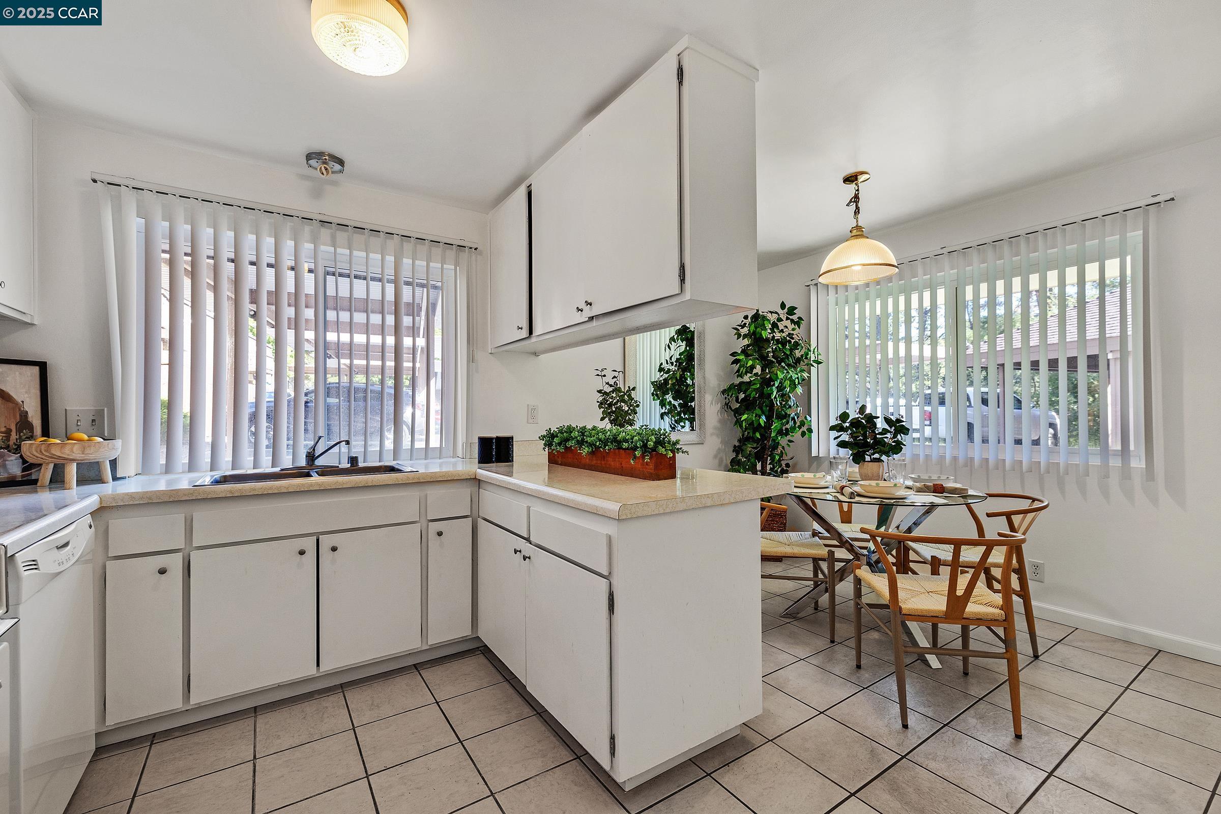 Photo #10: 41105728 Listing: Photo #10