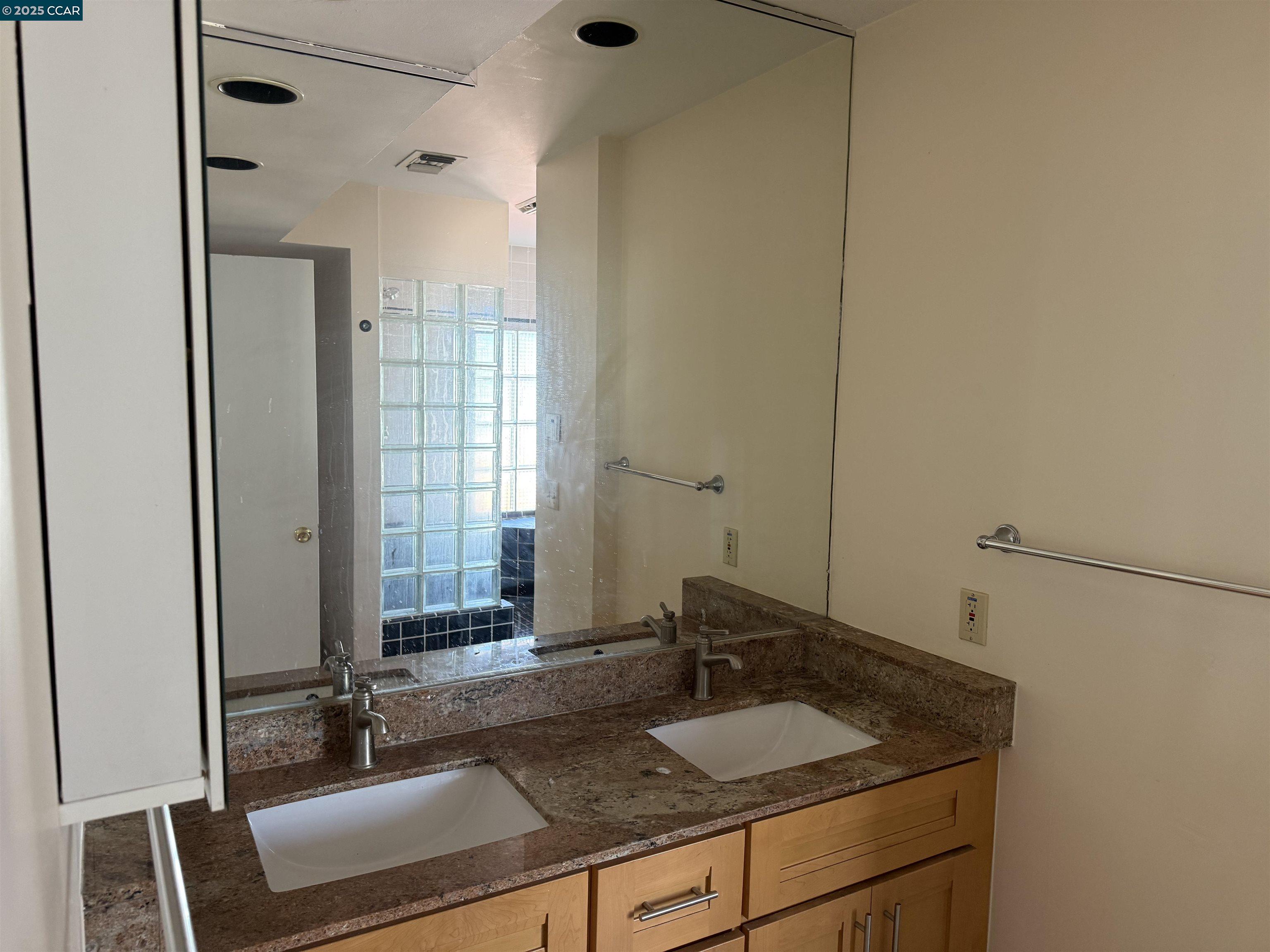 2013 Fir St, Concord, California 94519, 3 Bedrooms Bedrooms, 5 Rooms Rooms,2 BathroomsBathrooms,Residential Lease,For Rent,2013 Fir St,41105729